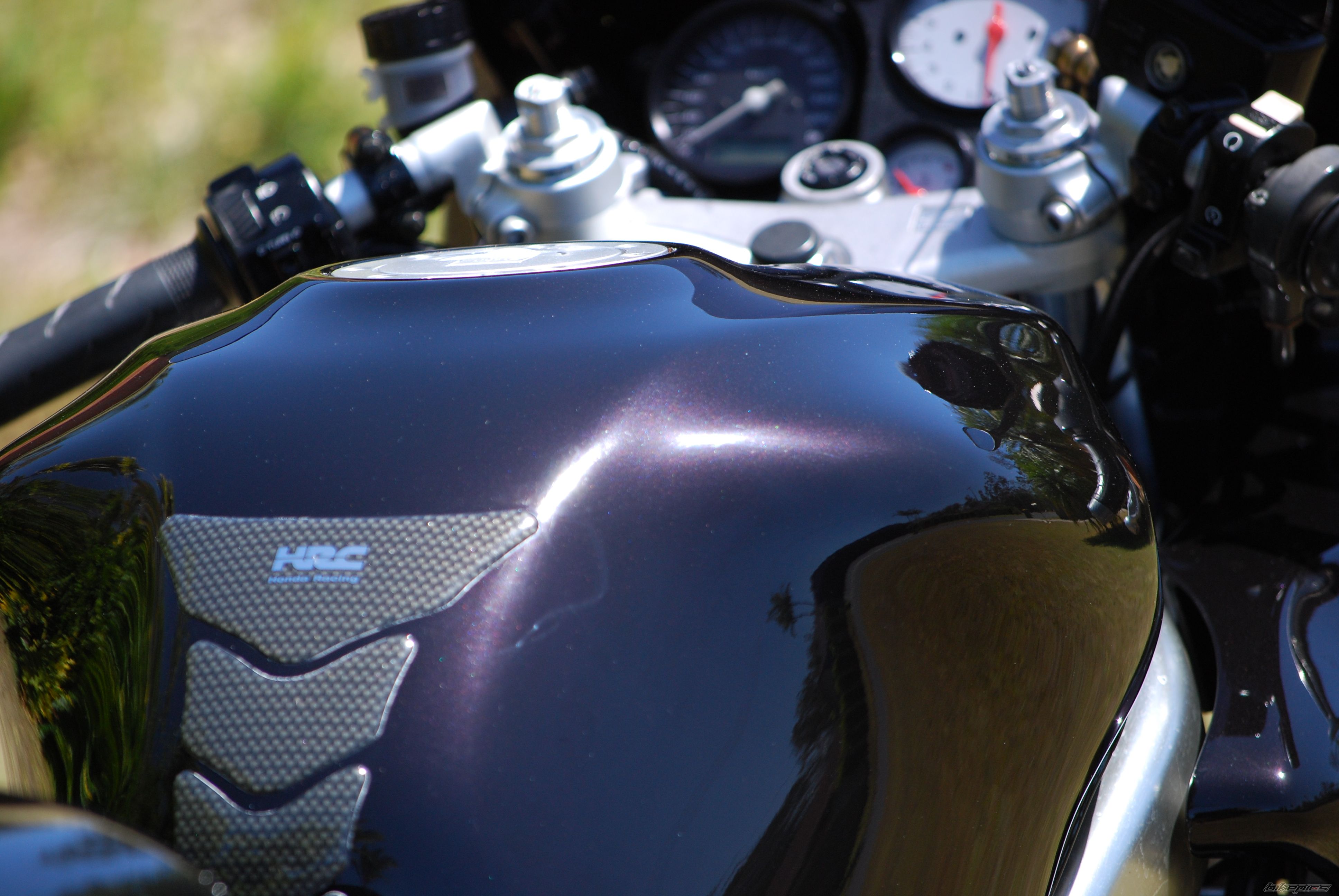 1998 HONDA VTR 1000 | Picture 1964428 motorcycle photo