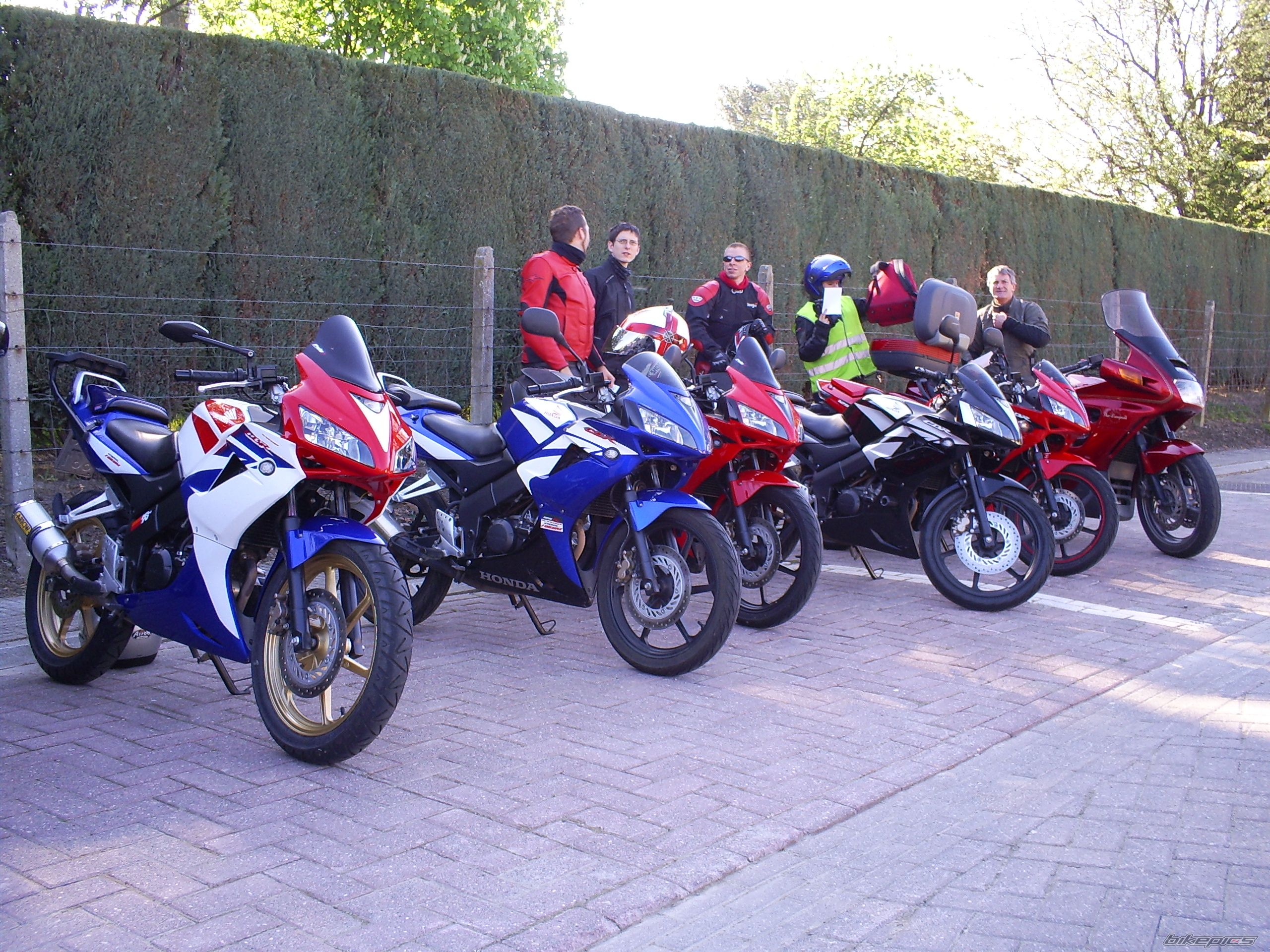 2009 HONDA CBR 125 | Picture 1964873 motorcycle photo