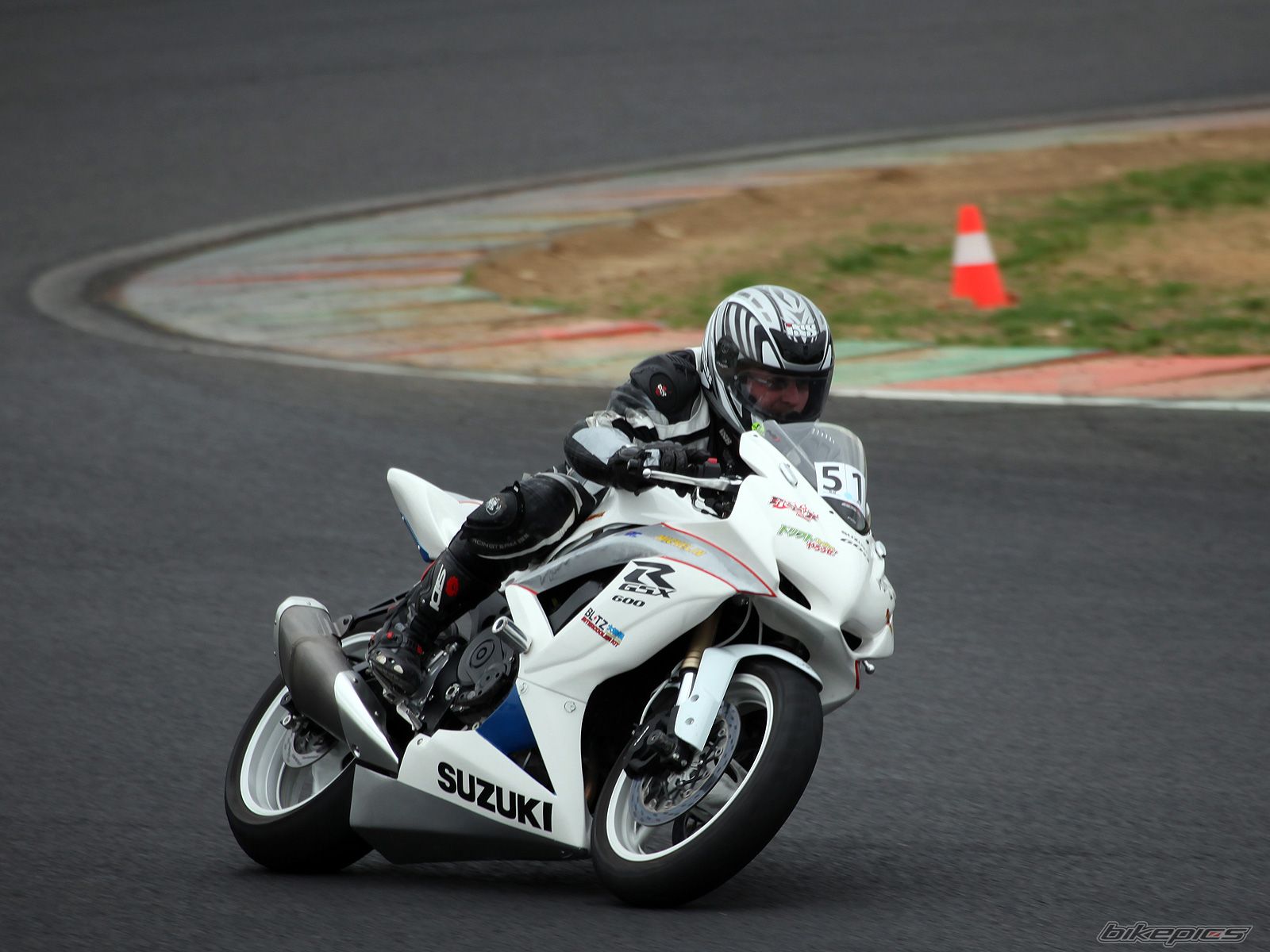 2008 SUZUKI GSX R 600 | Picture 1964968 motorcycle photo