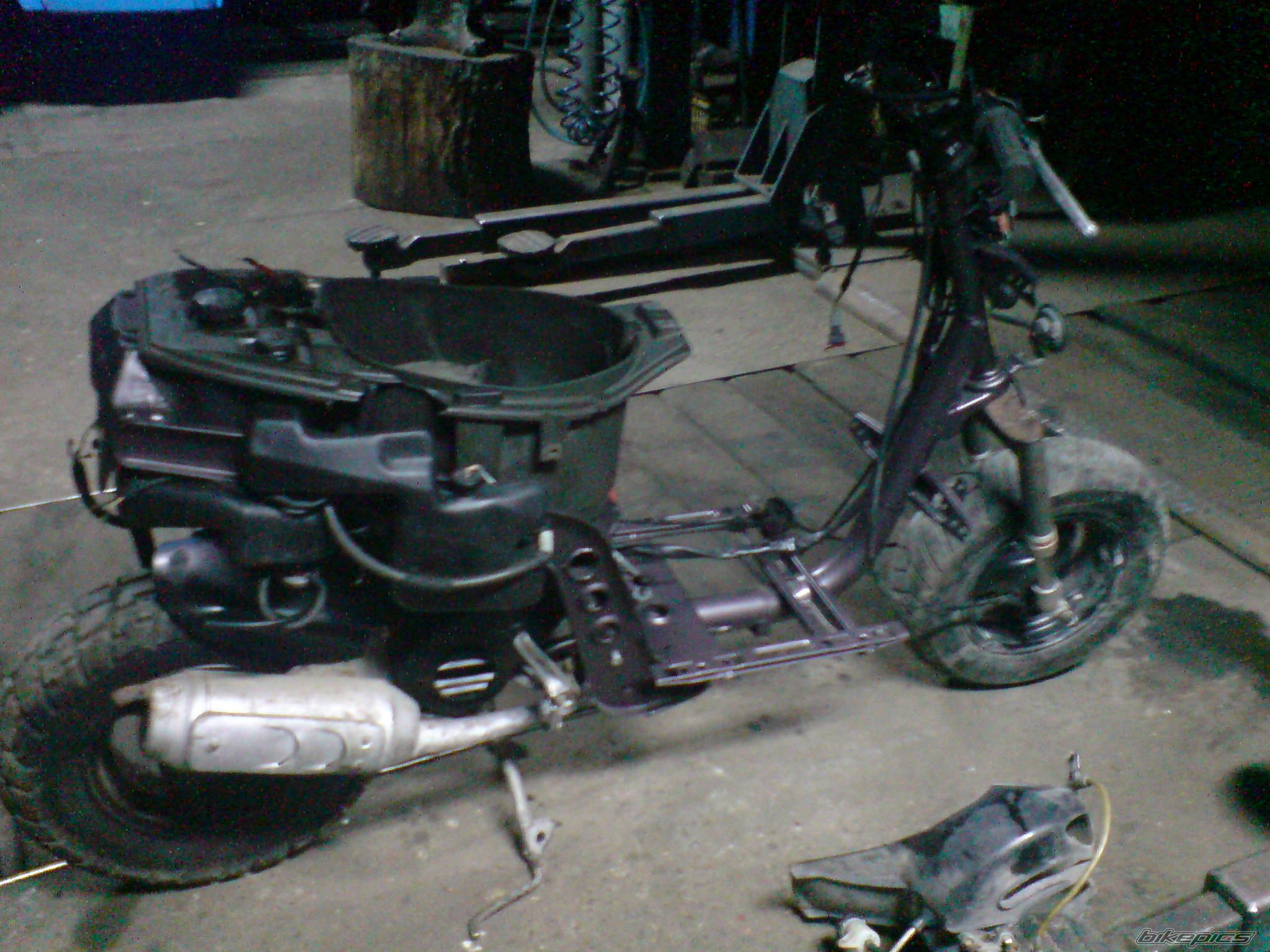 2002 PIAGGIO TYPHOON 50 | Picture 1965332 motorcycle photo