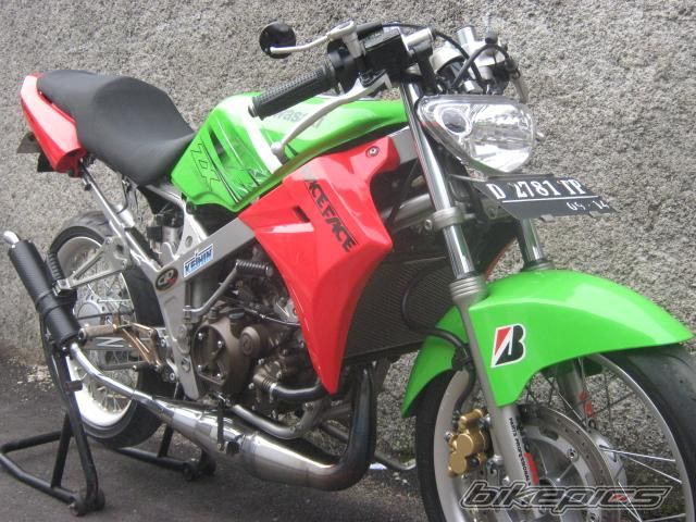 2009 KAWASAKI KR 150 | Picture 1967595 motorcycle photo
