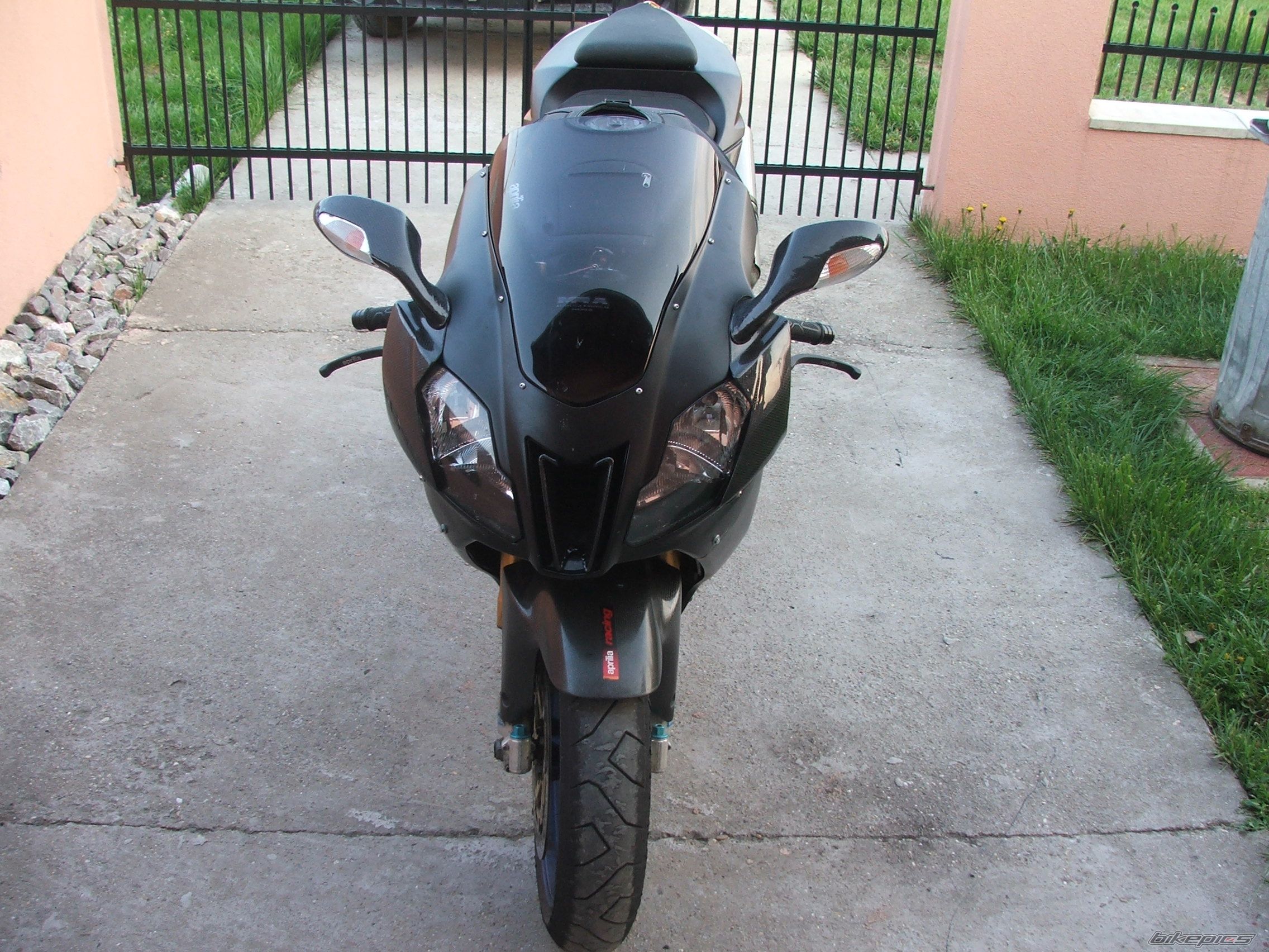 2004 APRILIA RSV MILLE FACTORY | Picture 1967638 motorcycle photo