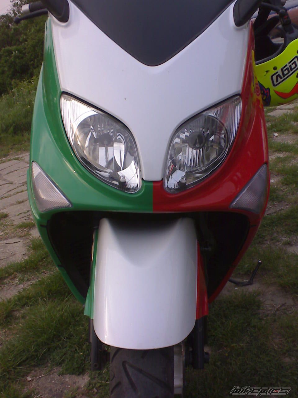 2004 YAMAHA TMAX 500 | Picture 1968037 motorcycle photo