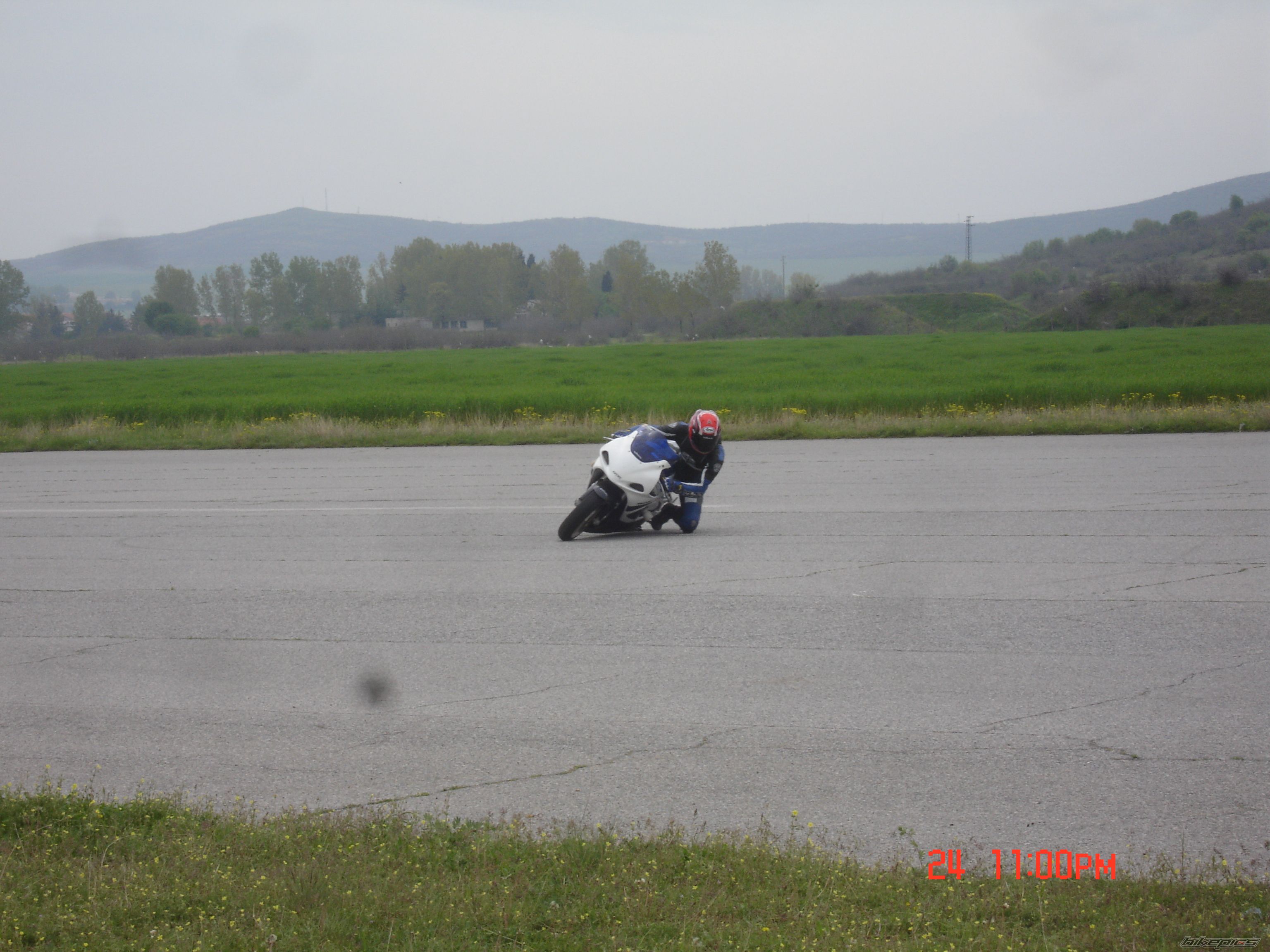 2000 SUZUKI GSX R 750 | Picture 1969974 motorcycle photo