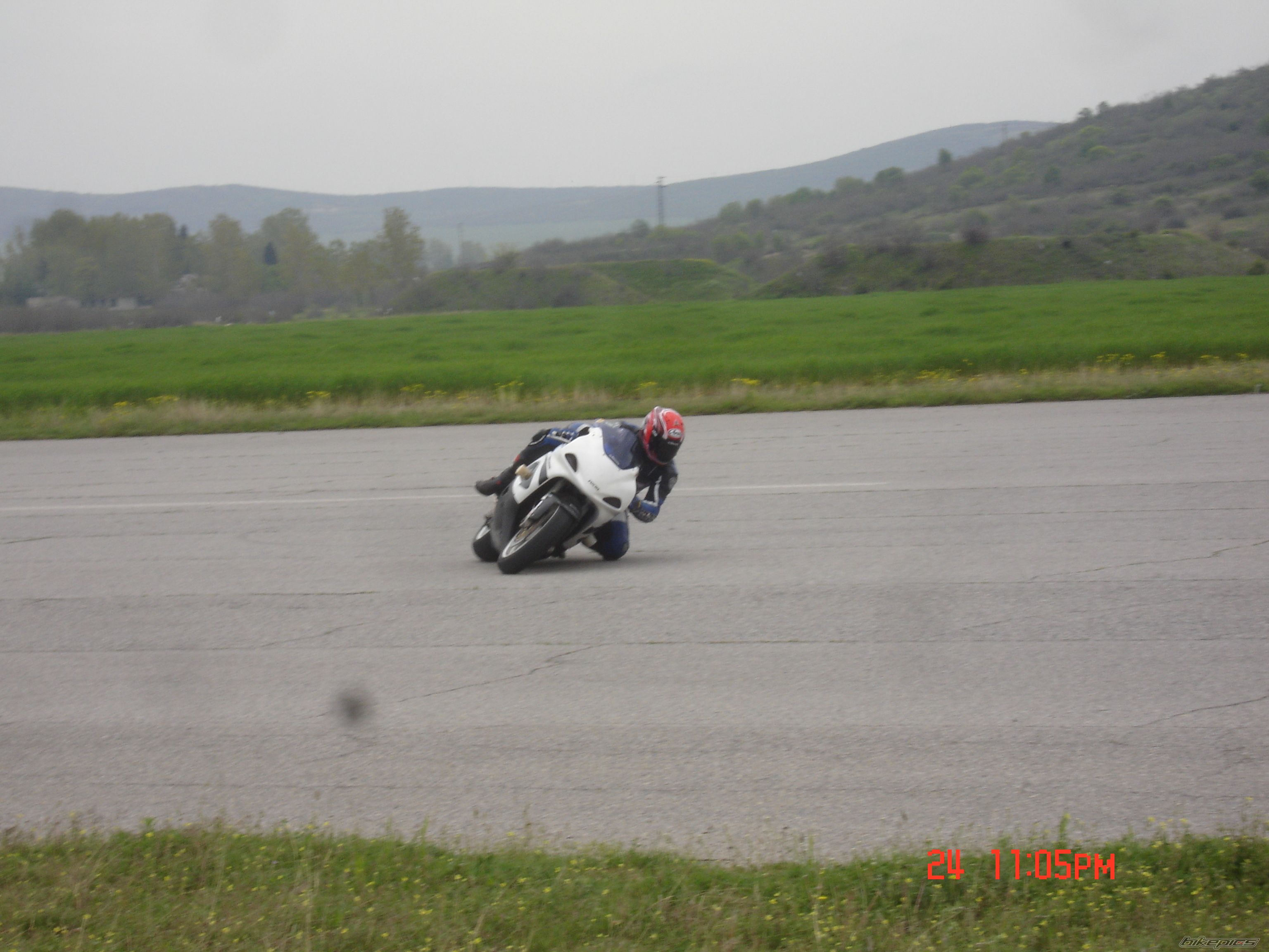 2000 SUZUKI GSX R 750 | Picture 1969976 motorcycle photo