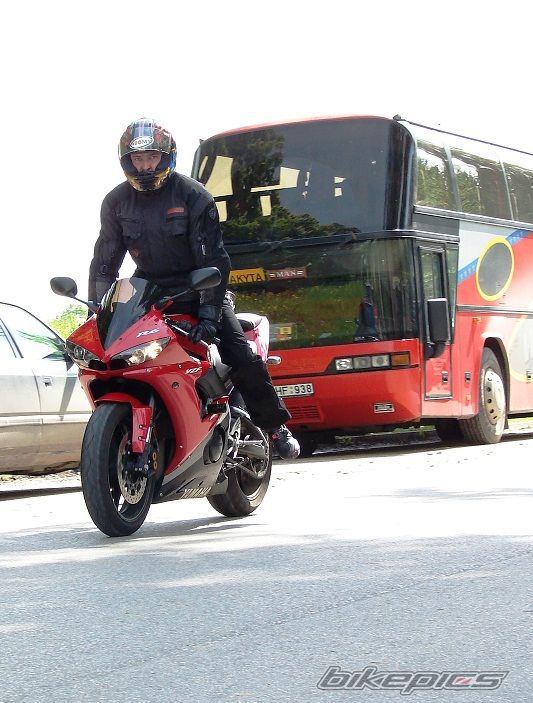 2005 YAMAHA YZF R6 | Picture 1970104 motorcycle photo