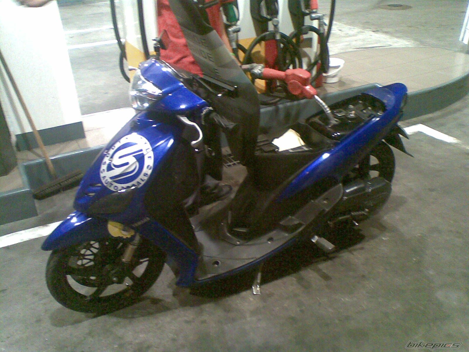 2010 YAMAHA MIO | Picture 1970240 motorcycle photo