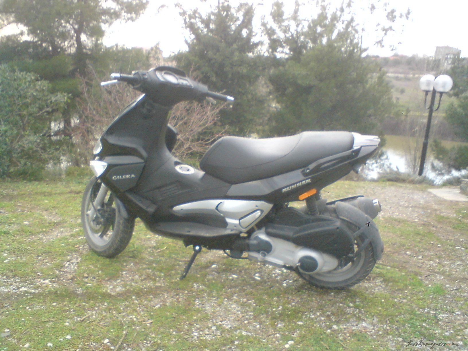 2010 GILERA RUNNER 200 VXR | Picture 1970710 motorcycle photo