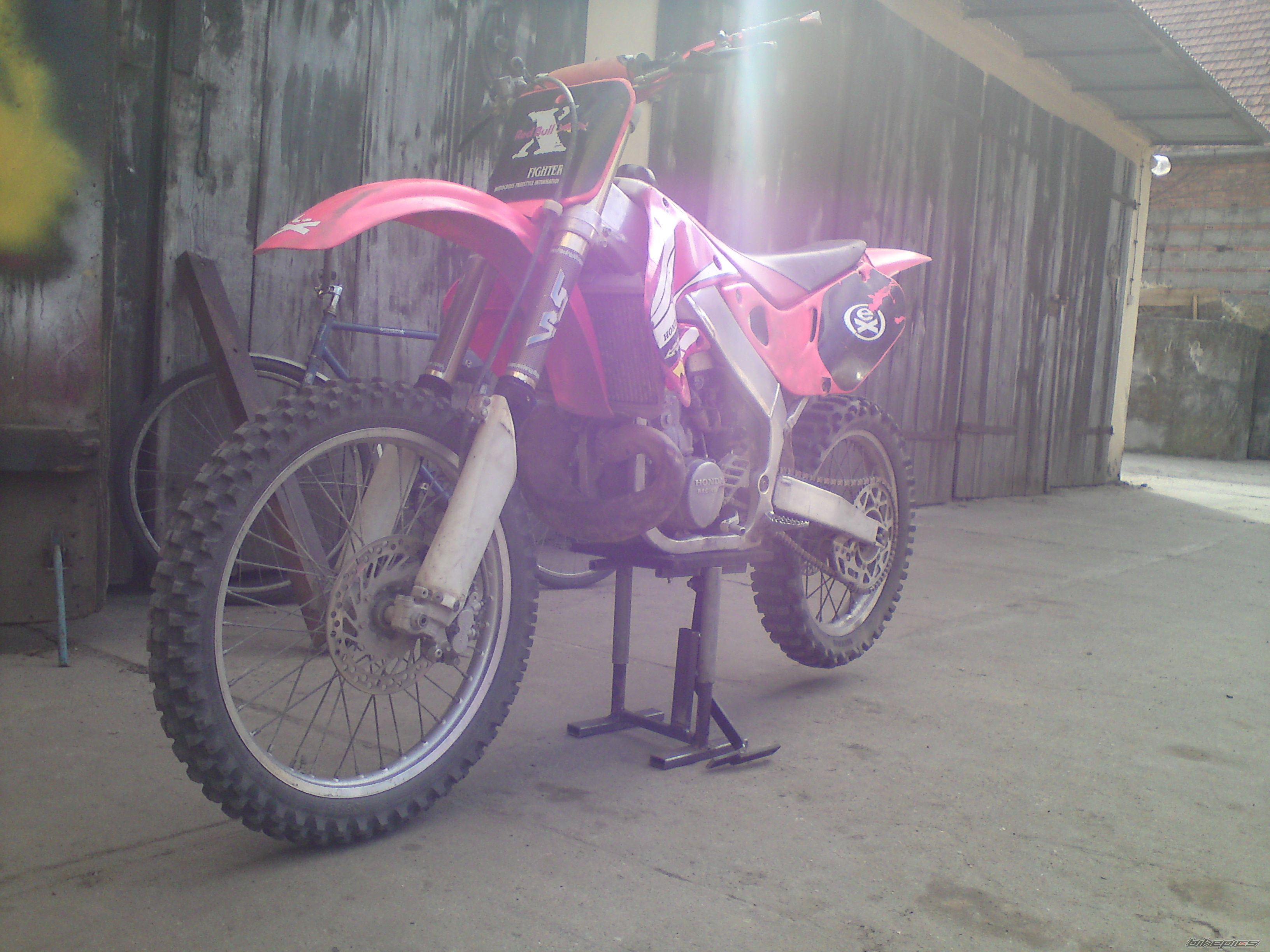 1999 HONDA CR 250 | Picture 1970808 motorcycle photo