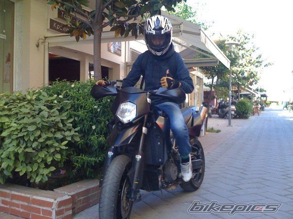 2008 KTM 950 SUPERMOTO | Picture 1974001 motorcycle photo