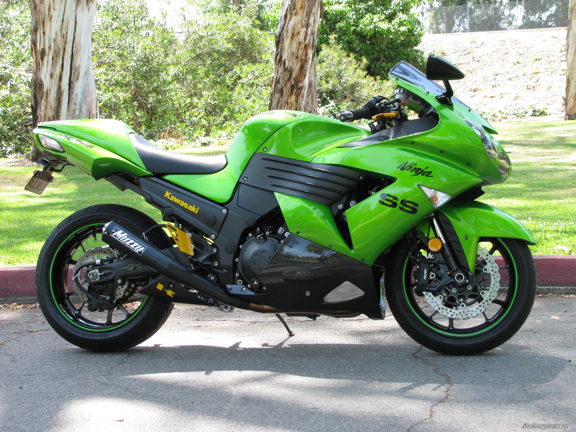 2009 KAWASAKI ZZR 1400 | Picture 1974003 motorcycle photo