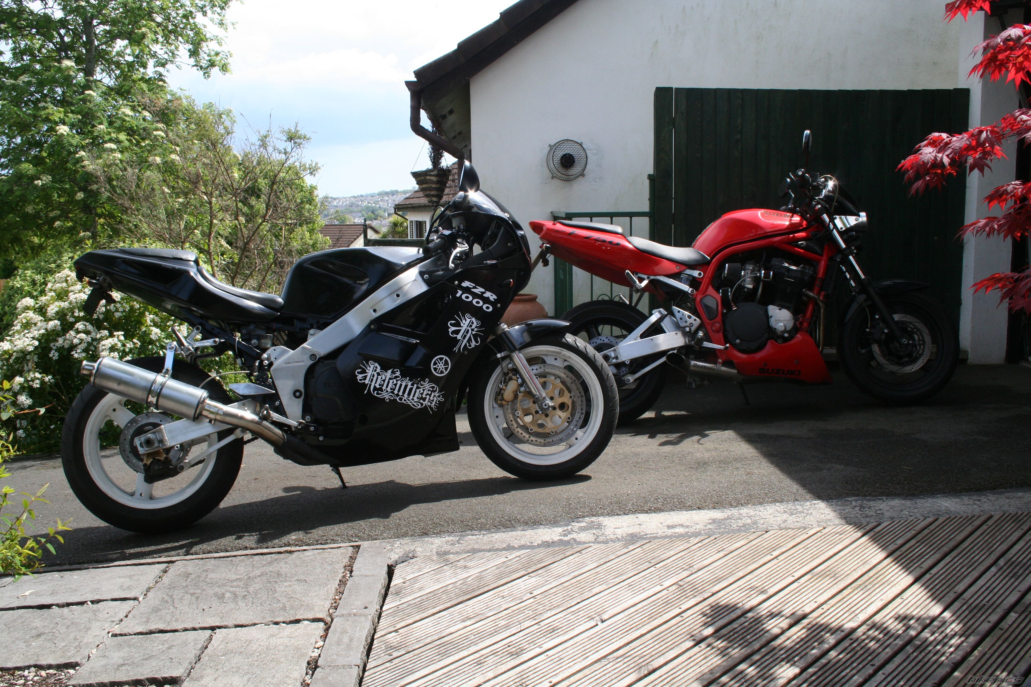1988 YAMAHA FZR 1000 | Picture 1975124 motorcycle photo