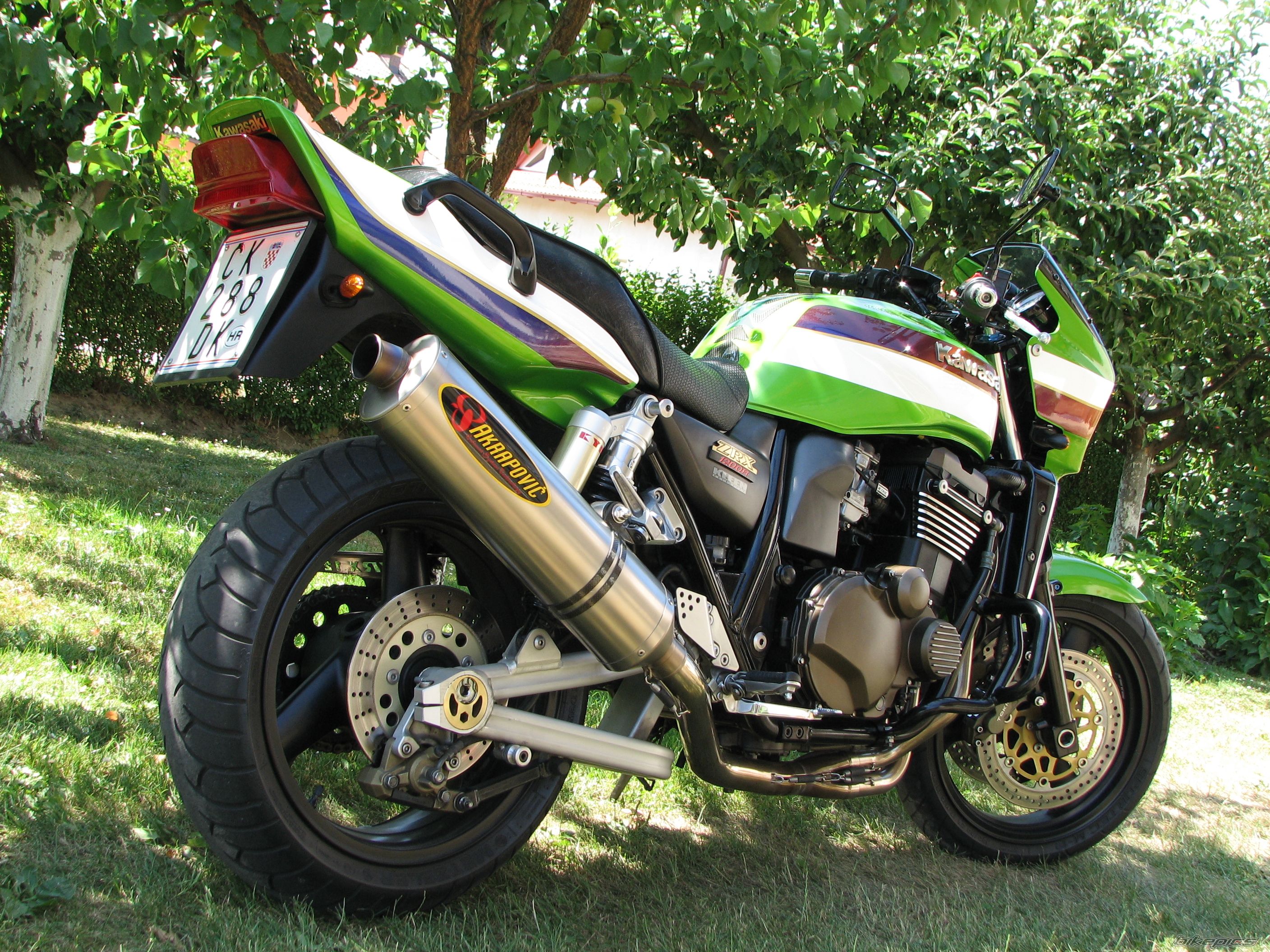 2002 KAWASAKI ZRX 1200R | Picture 1975143 motorcycle photo