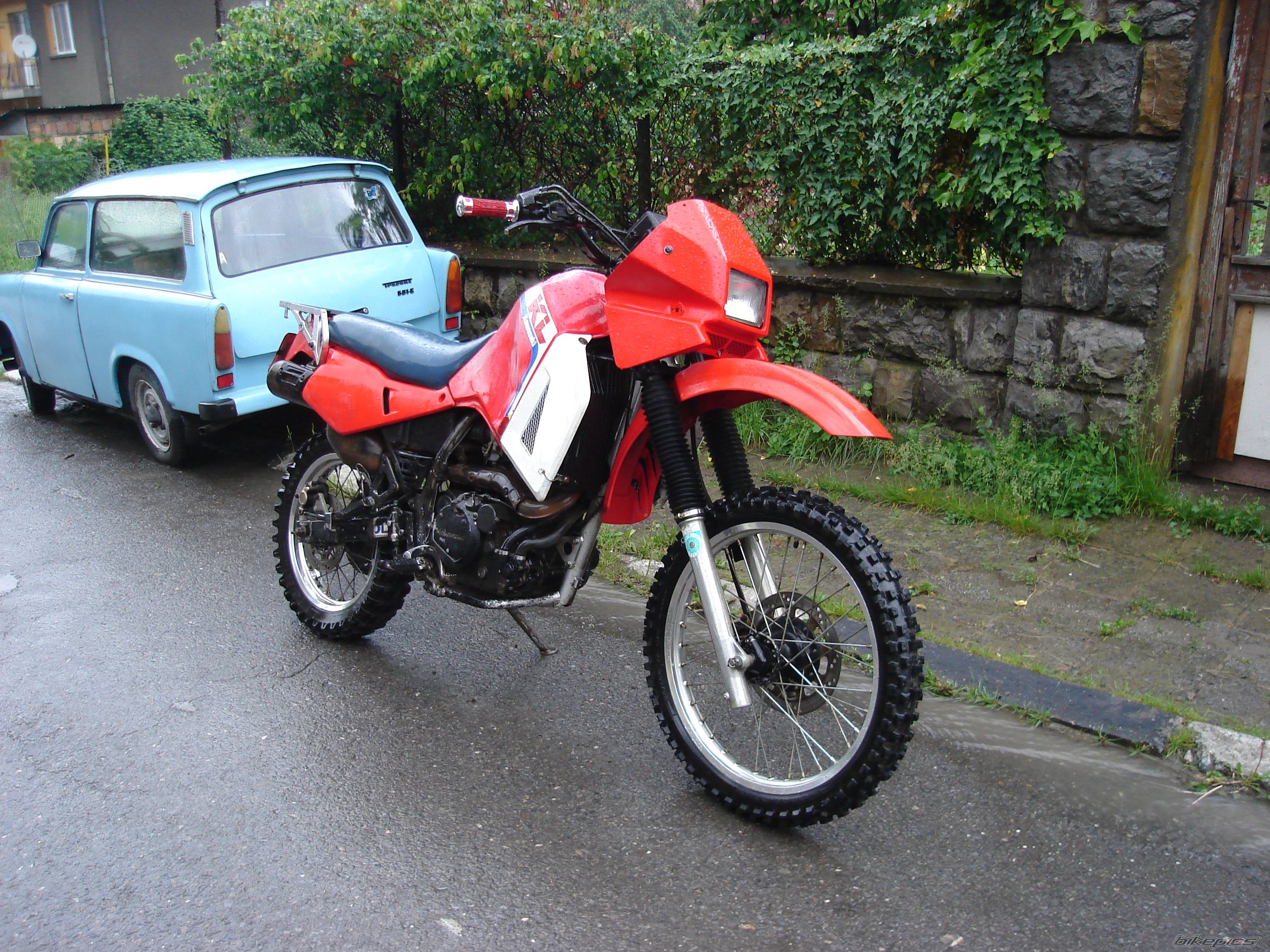 1988 KAWASAKI KLR 650 | Picture 1976010 motorcycle photo