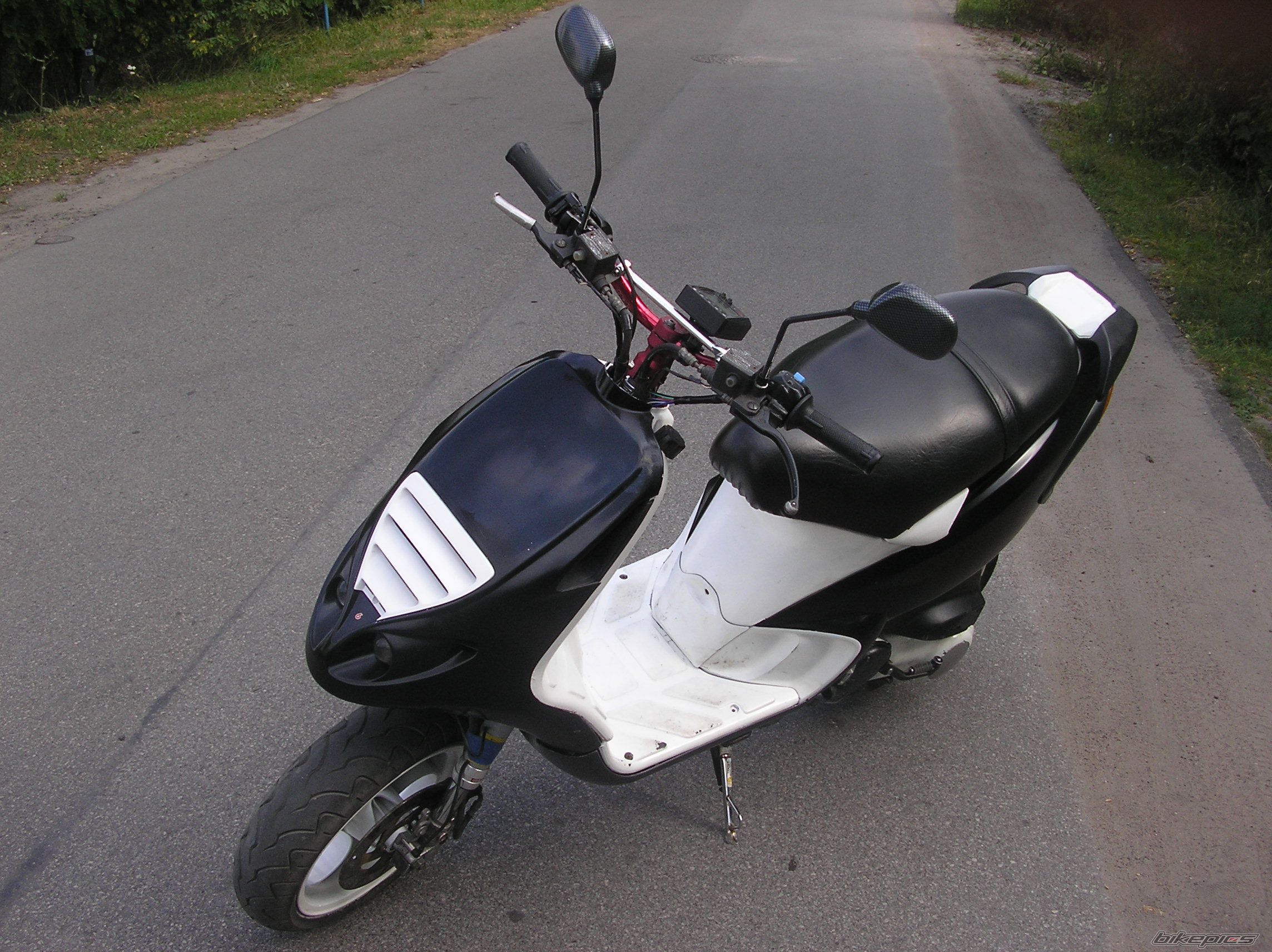 2002 PIAGGIO NRG | Picture 1977089 motorcycle photo