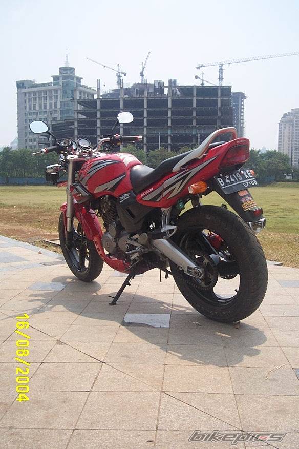 2003 ASTRA HONDA TIGER 2000 | Picture 197741 motorcycle photo