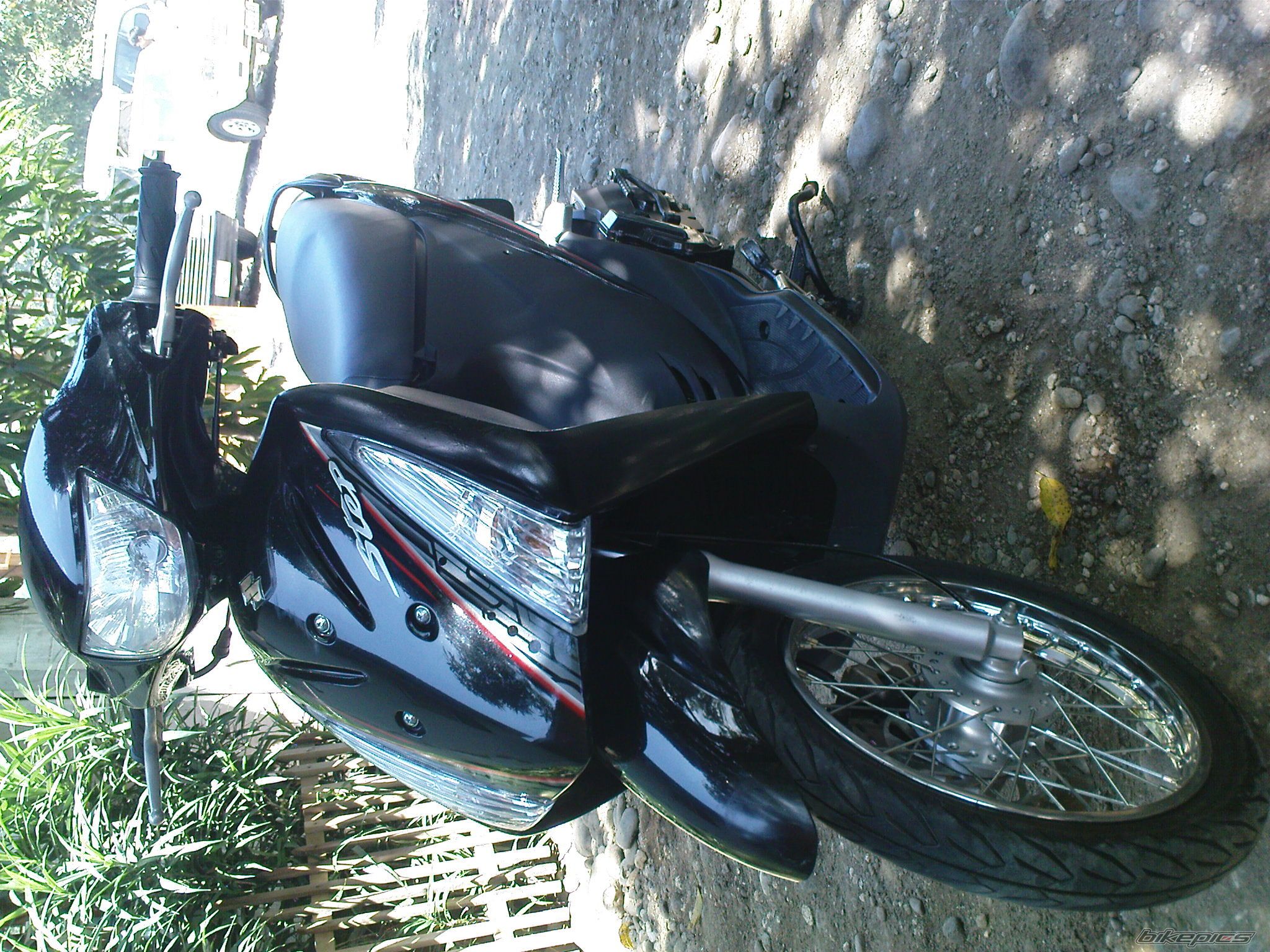 2007 SUZUKI UE 125 | Picture 1978005 motorcycle photo