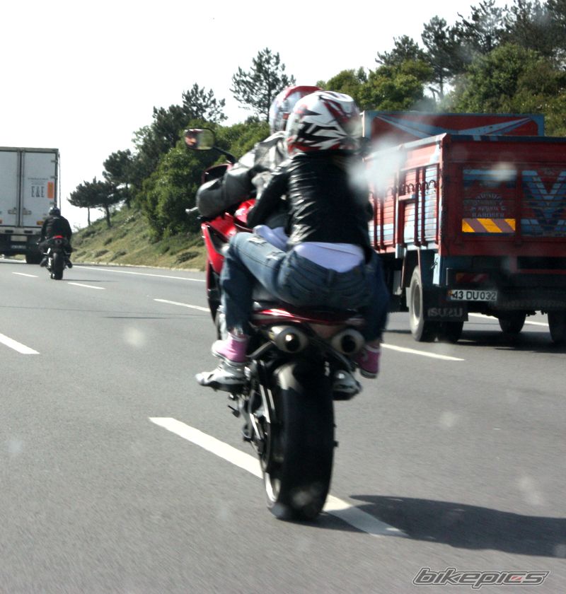 2006 YAMAHA YZF R1 | Picture 1978647 motorcycle photo
