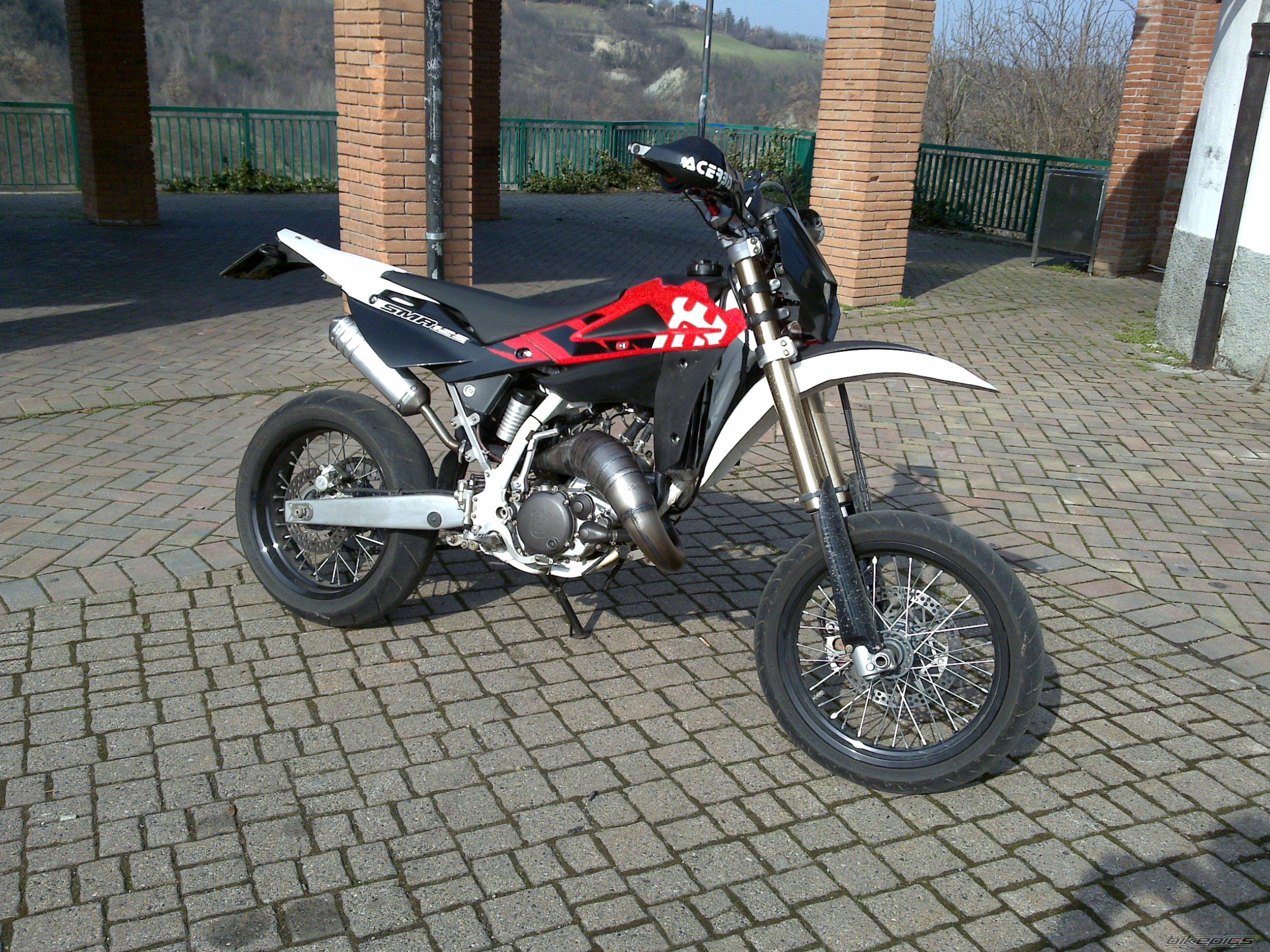 2009 HUSQVARNA SM 125 S | Picture 1978781 motorcycle photo