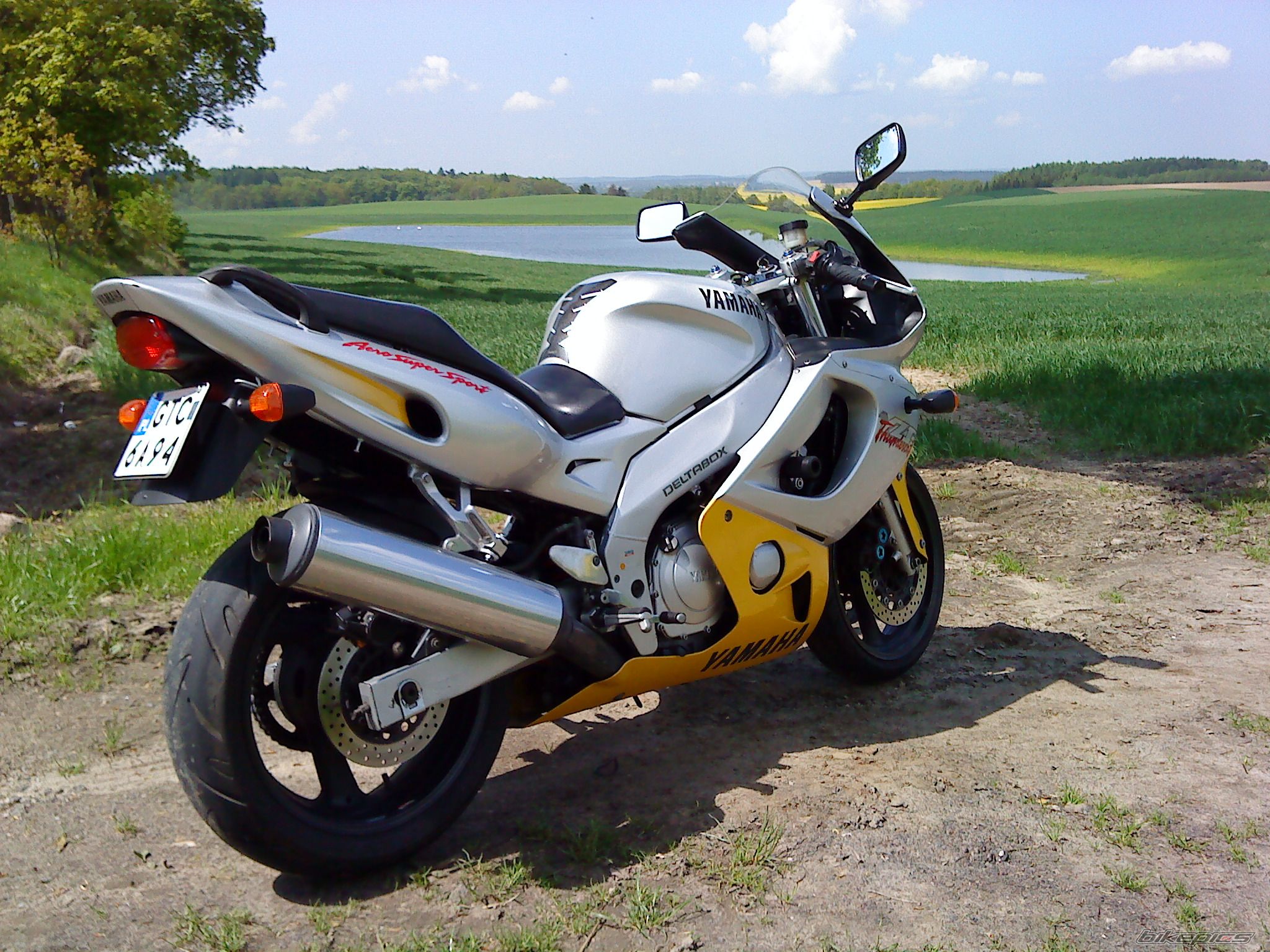 1997 YAMAHA YZF 600 | Picture 1980336 motorcycle photo