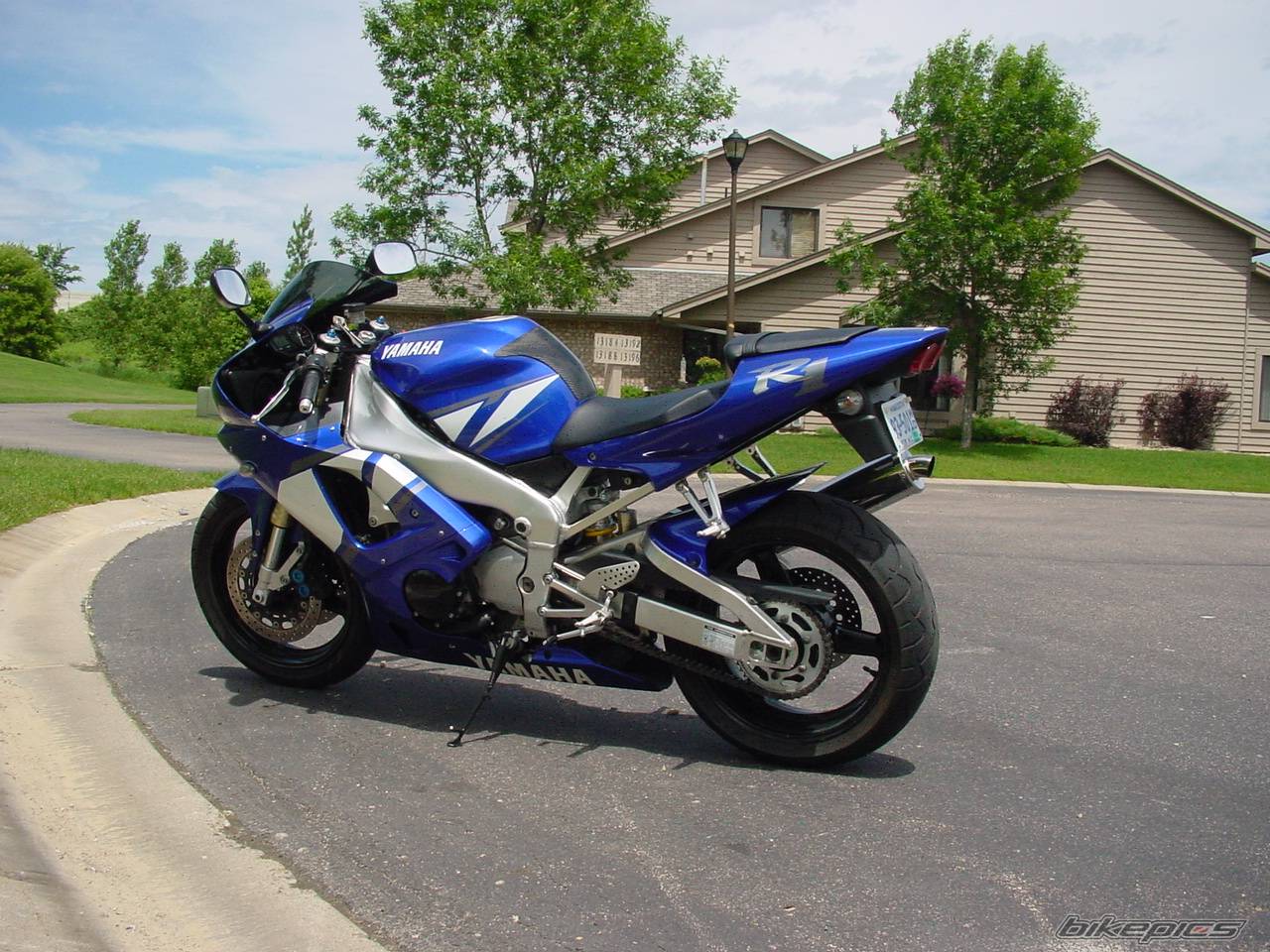 2001 YAMAHA YZF R1 | Picture 198056 motorcycle photo