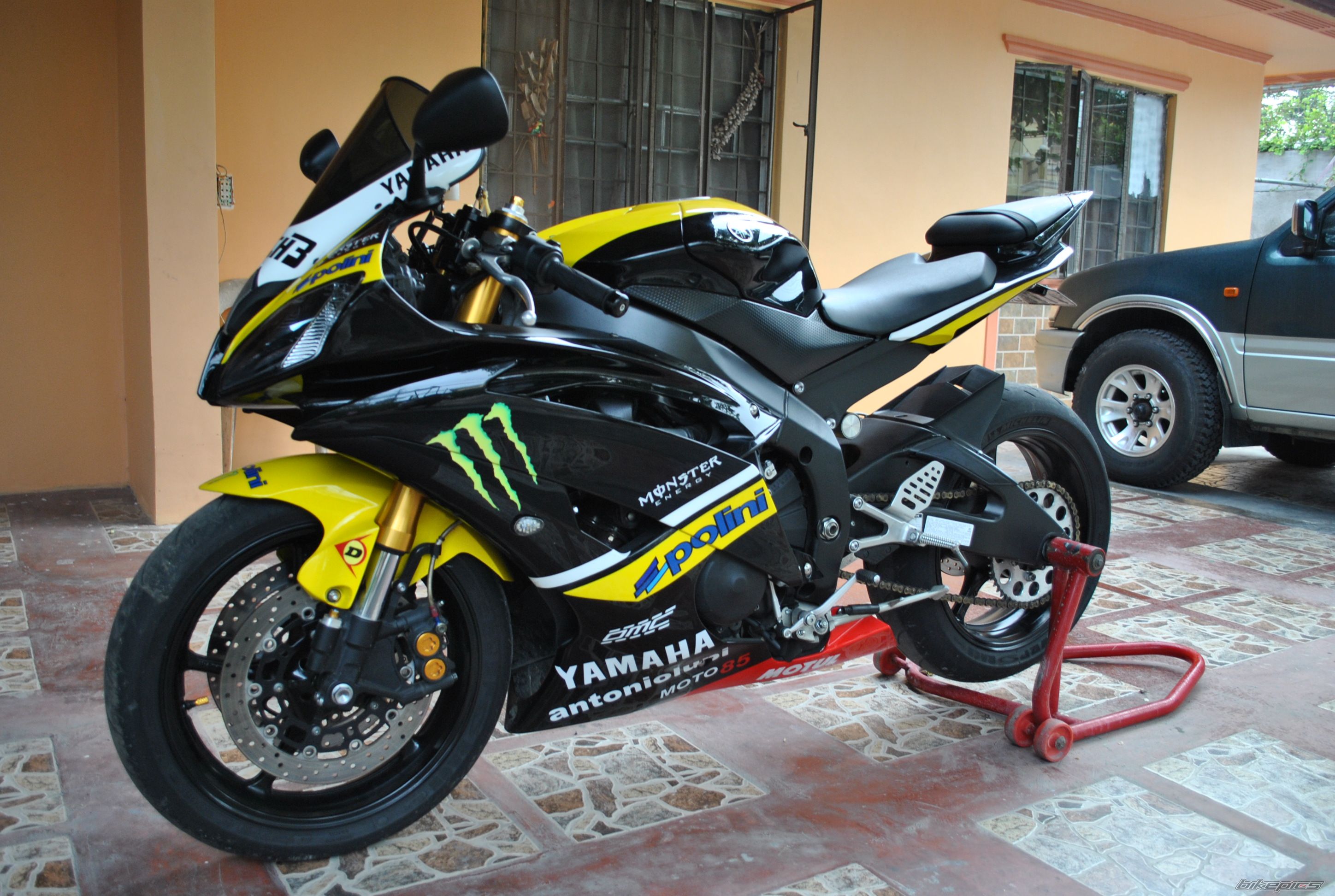2008 YAMAHA YZF R6 | Picture 1980877 motorcycle photo
