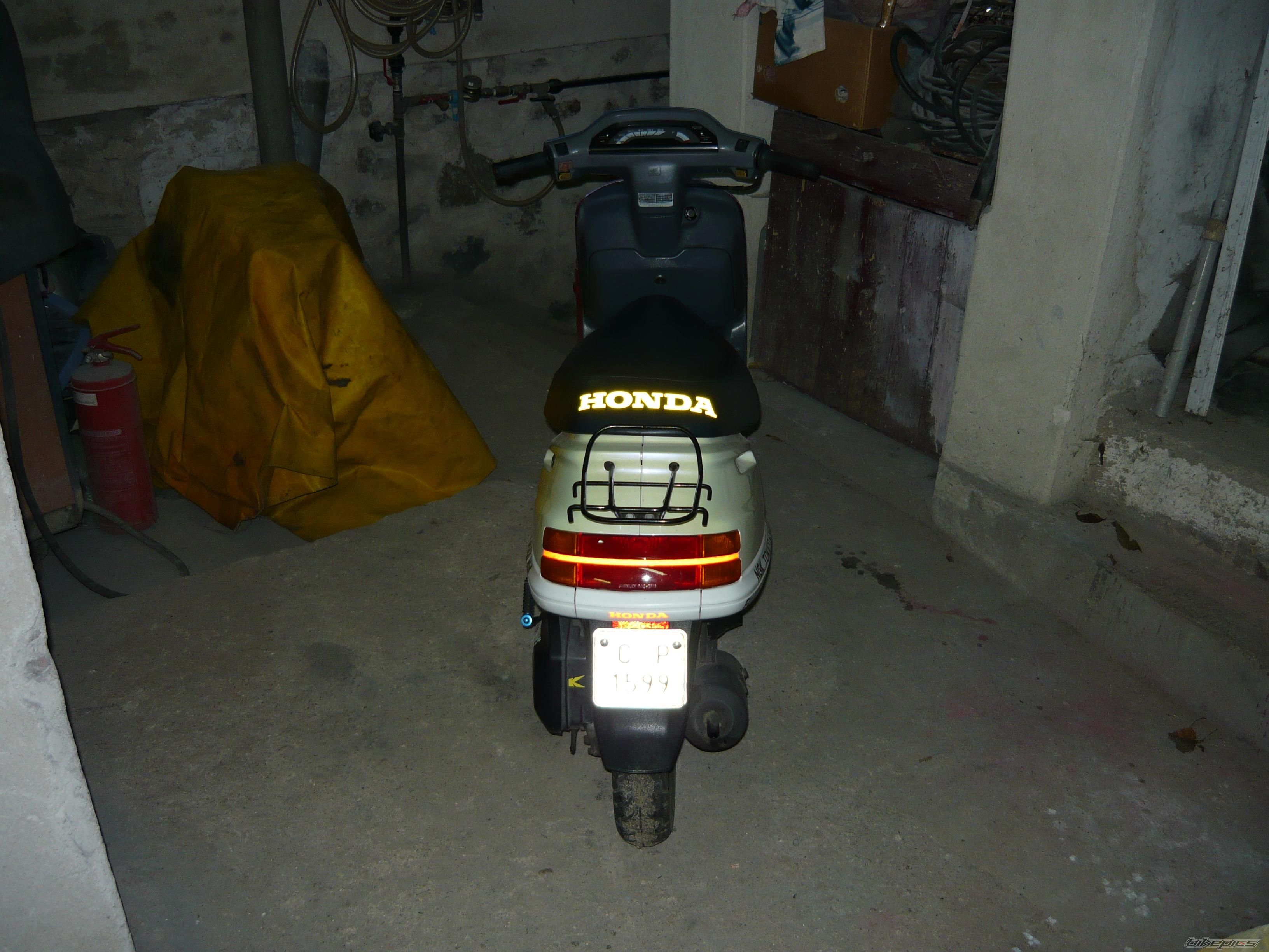 1995 HONDA AF 27 | Picture 1982794 motorcycle photo