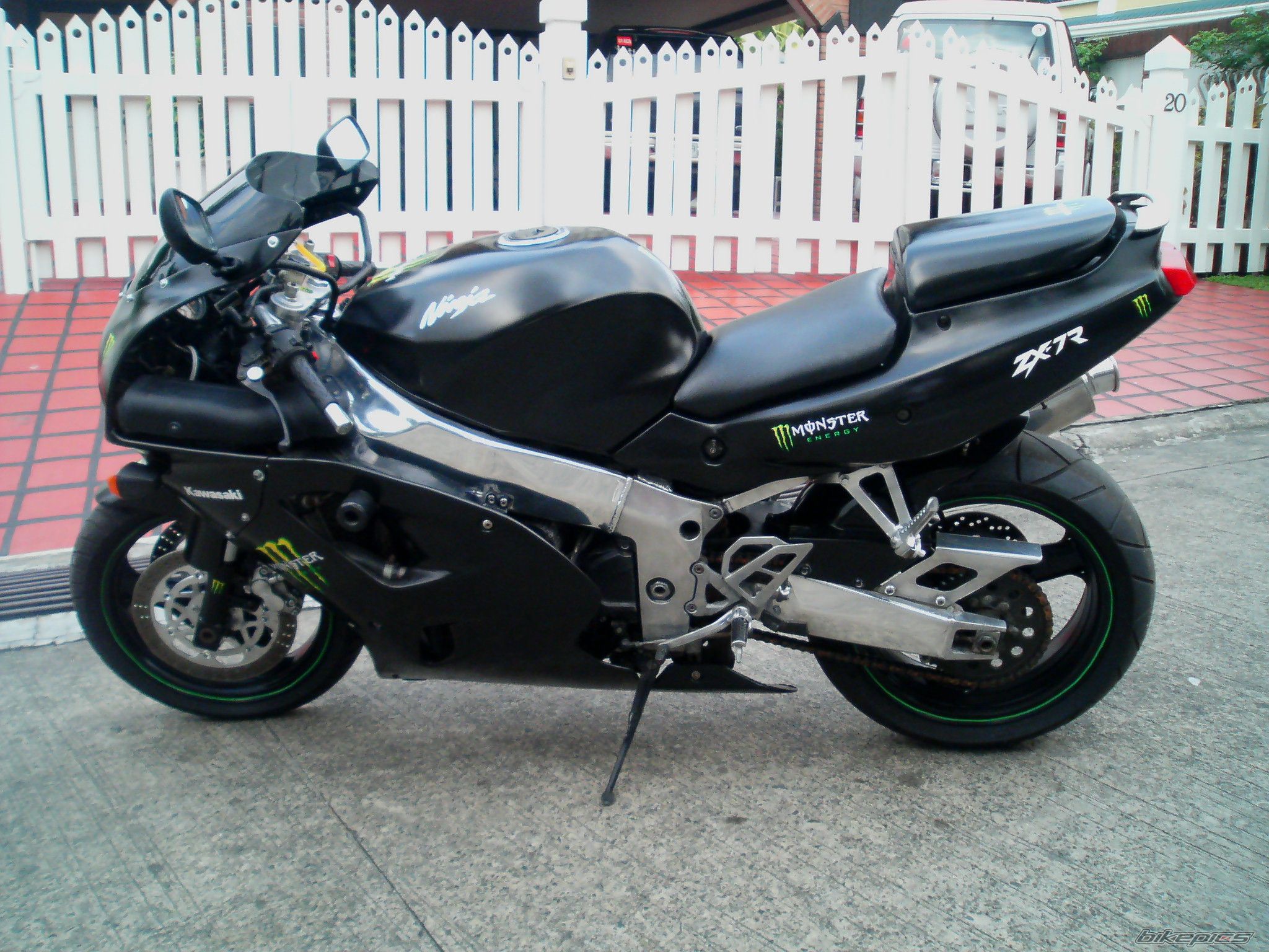 1994 KAWASAKI ZX 7R | Picture 1983852 motorcycle photo
