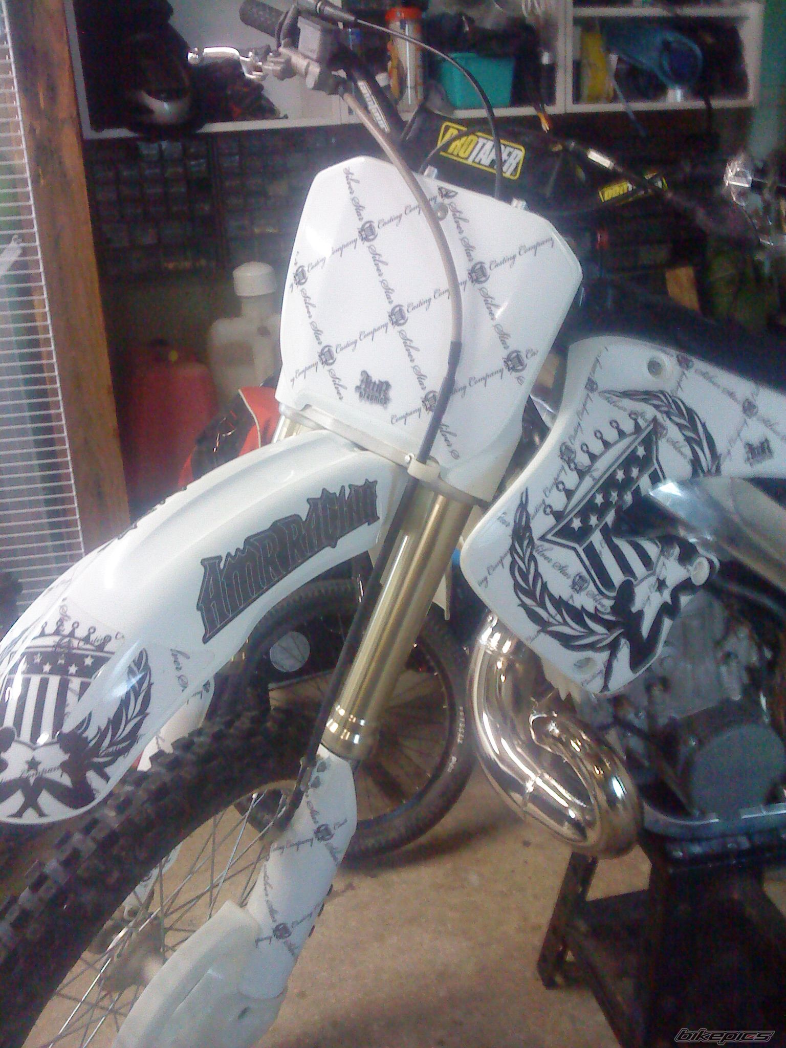 2000 HONDA CR 250 | Picture 1984193 motorcycle photo