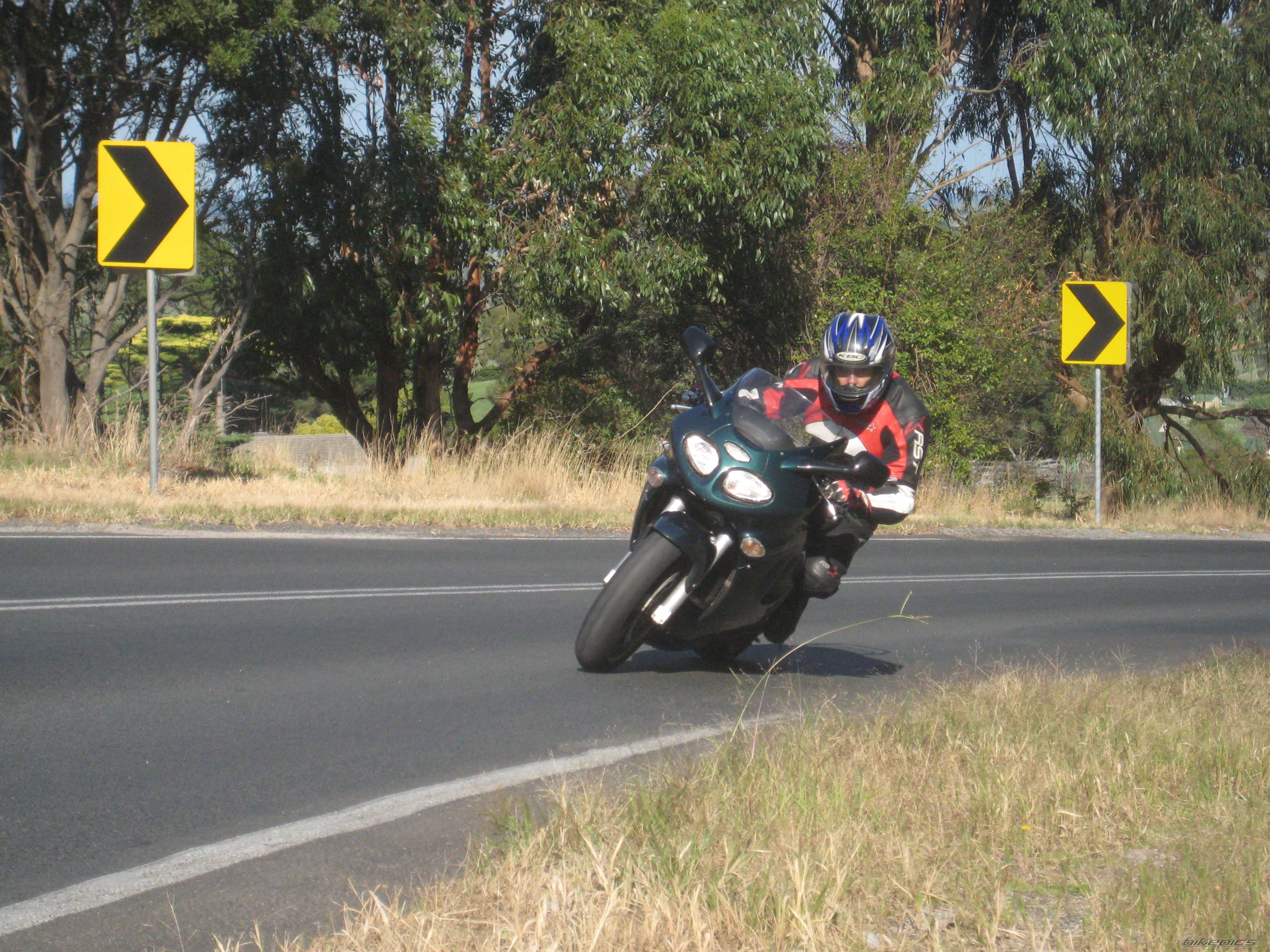2001 TRIUMPH SPRINT ST | Picture 1985902 motorcycle photo