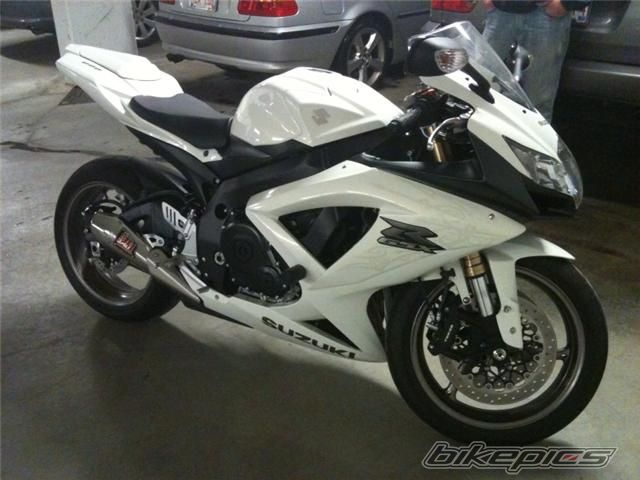 2009 SUZUKI GSX R 600 | Picture 1985910 motorcycle photo