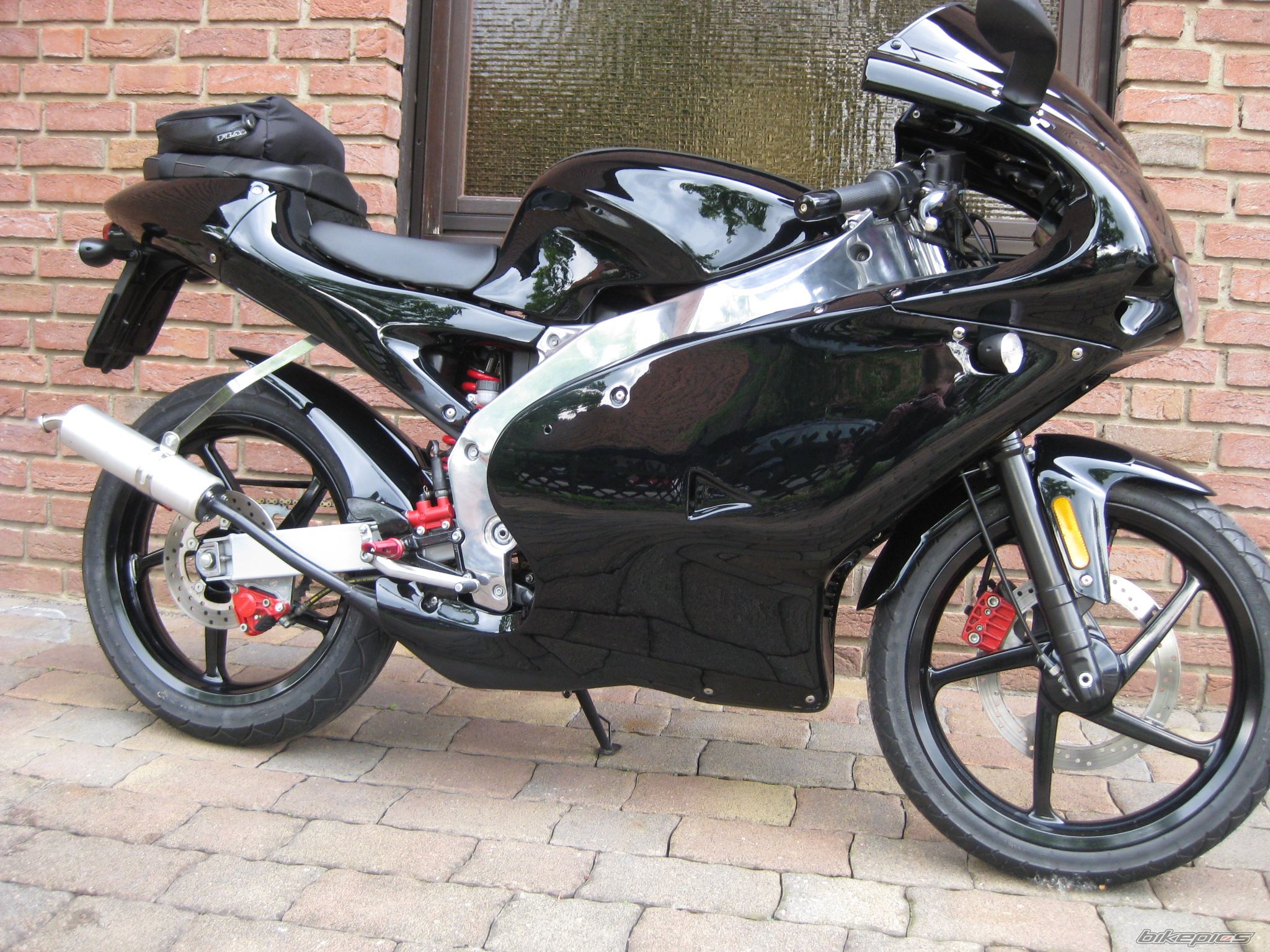 2010 APRILIA RS 50 | Picture 1987212 motorcycle photo