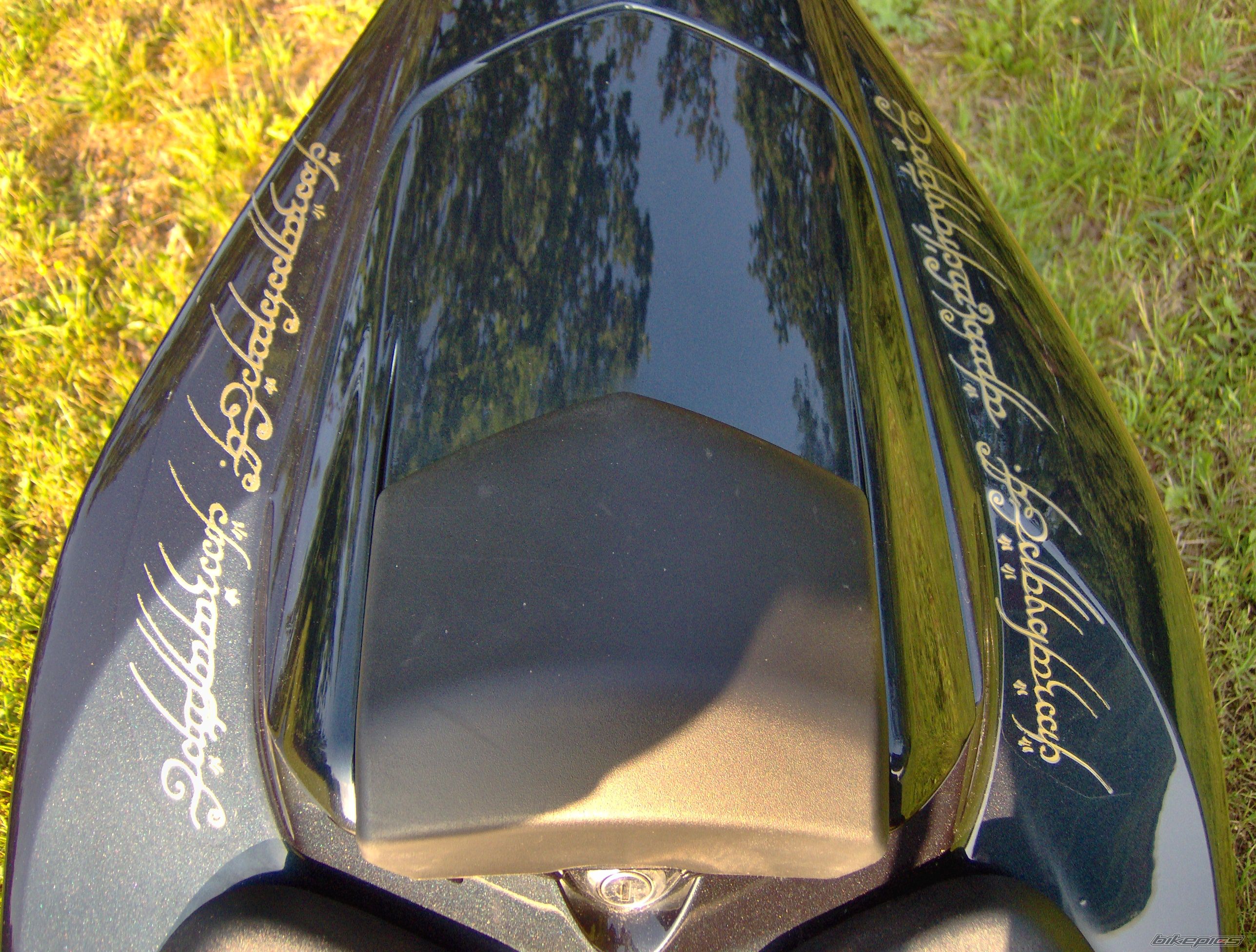 2004 YAMAHA YZF R1 | Picture 1989060 motorcycle photo