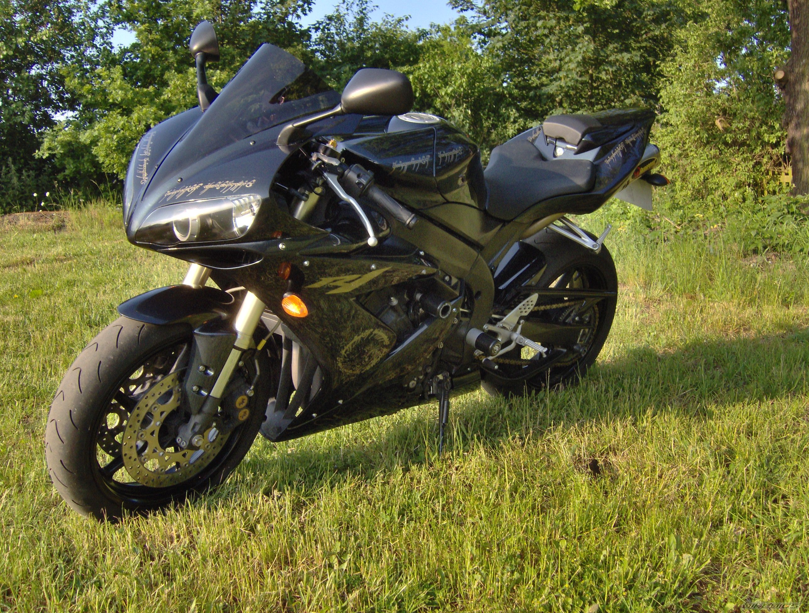2004 YAMAHA YZF R1 | Picture 1989066 motorcycle photo