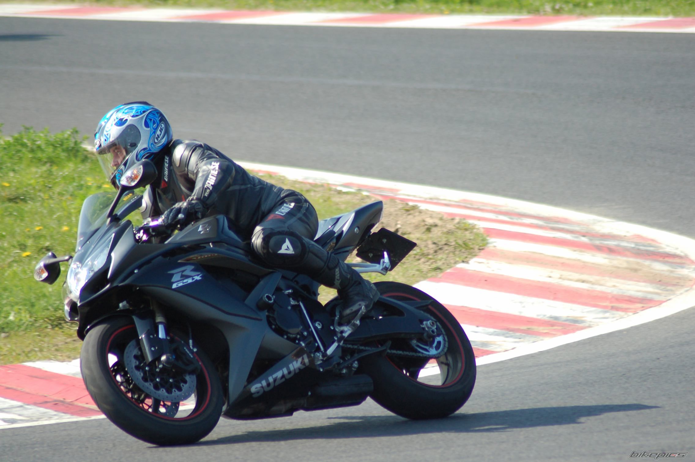 2008 SUZUKI GSX R 600 | Picture 1990543 motorcycle photo
