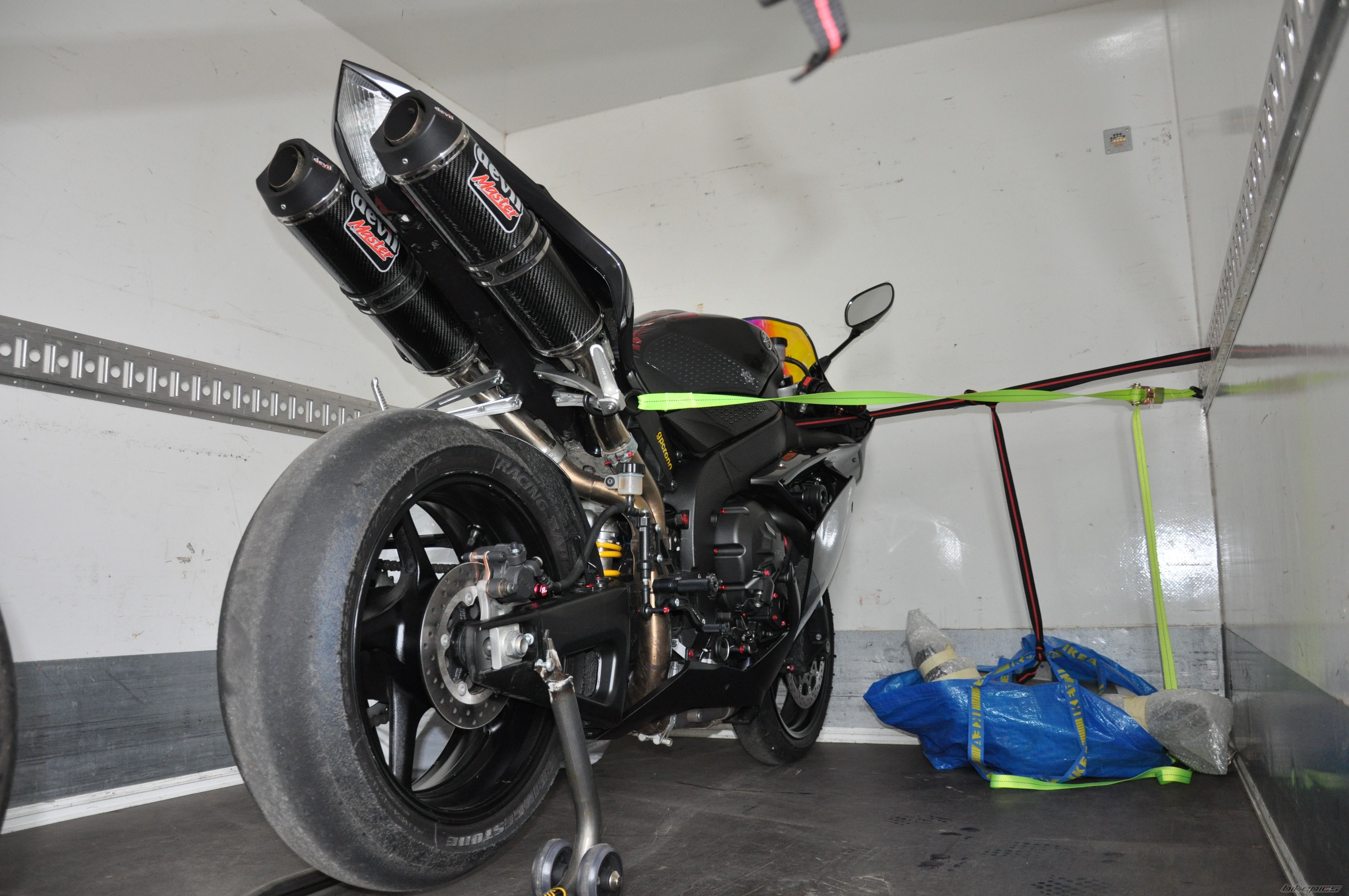 2008 YAMAHA YZF R1 | Picture 1990703 motorcycle photo