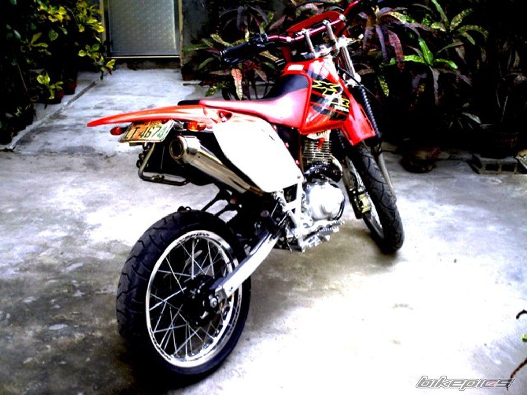 2001 HONDA XLR 200 | Picture 1992254 motorcycle photo