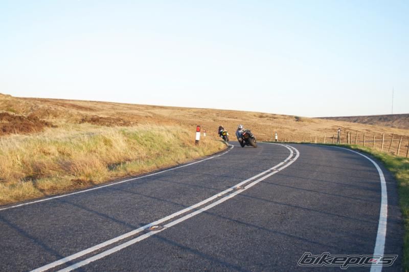 2005 YAMAHA YZF R6 | Picture 1992587 motorcycle photo