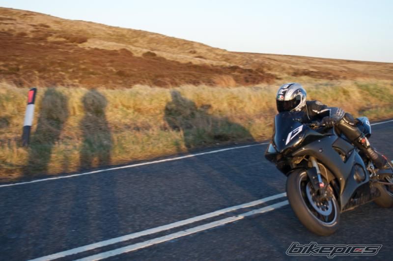 2005 YAMAHA YZF R6 | Picture 1992593 motorcycle photo