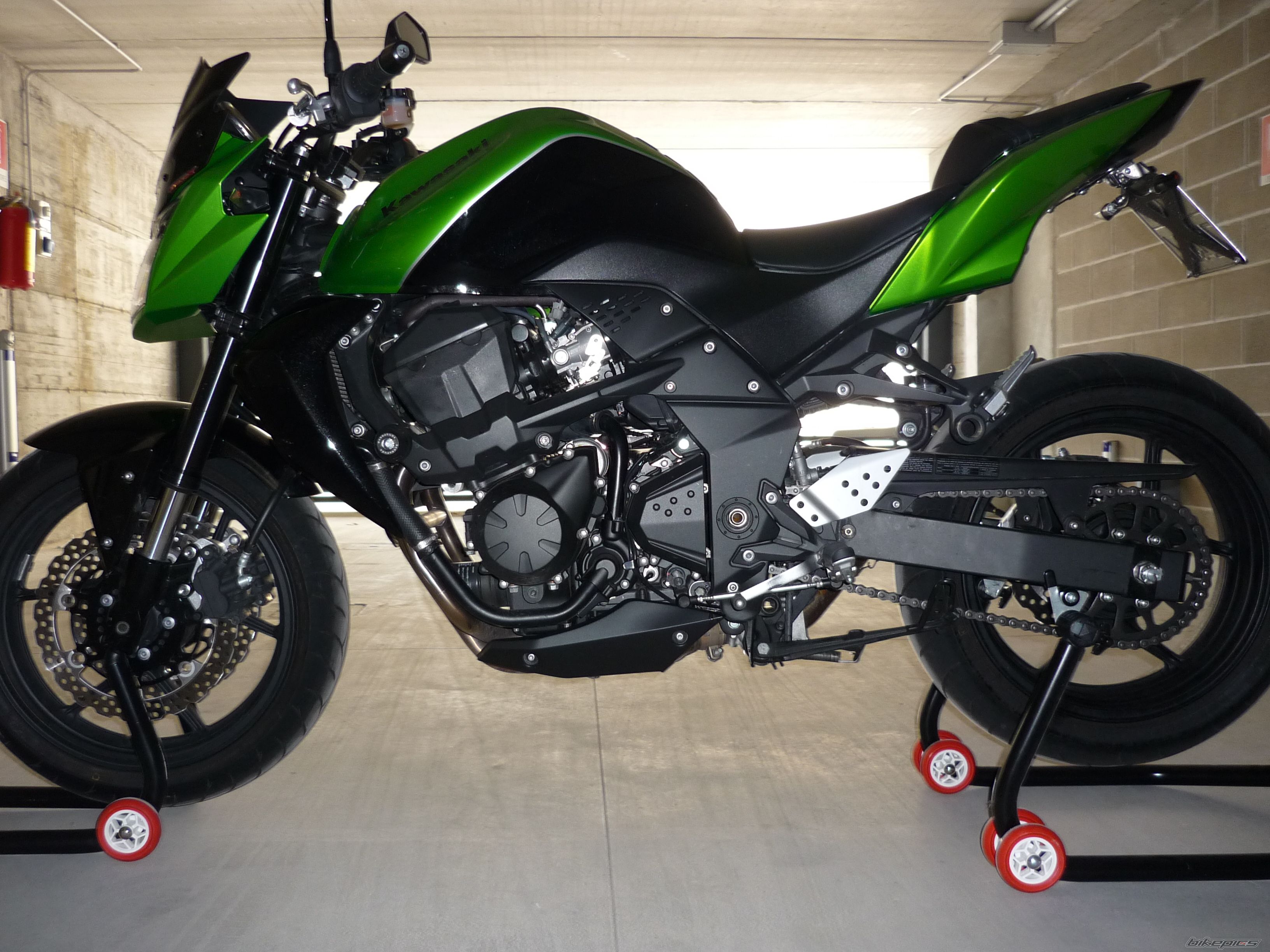 2009 KAWASAKI Z 750 | Picture 1994176 motorcycle photo
