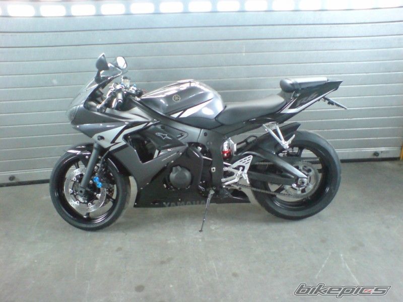 2004 YAMAHA YZF R6 | Picture 1994371 motorcycle photo