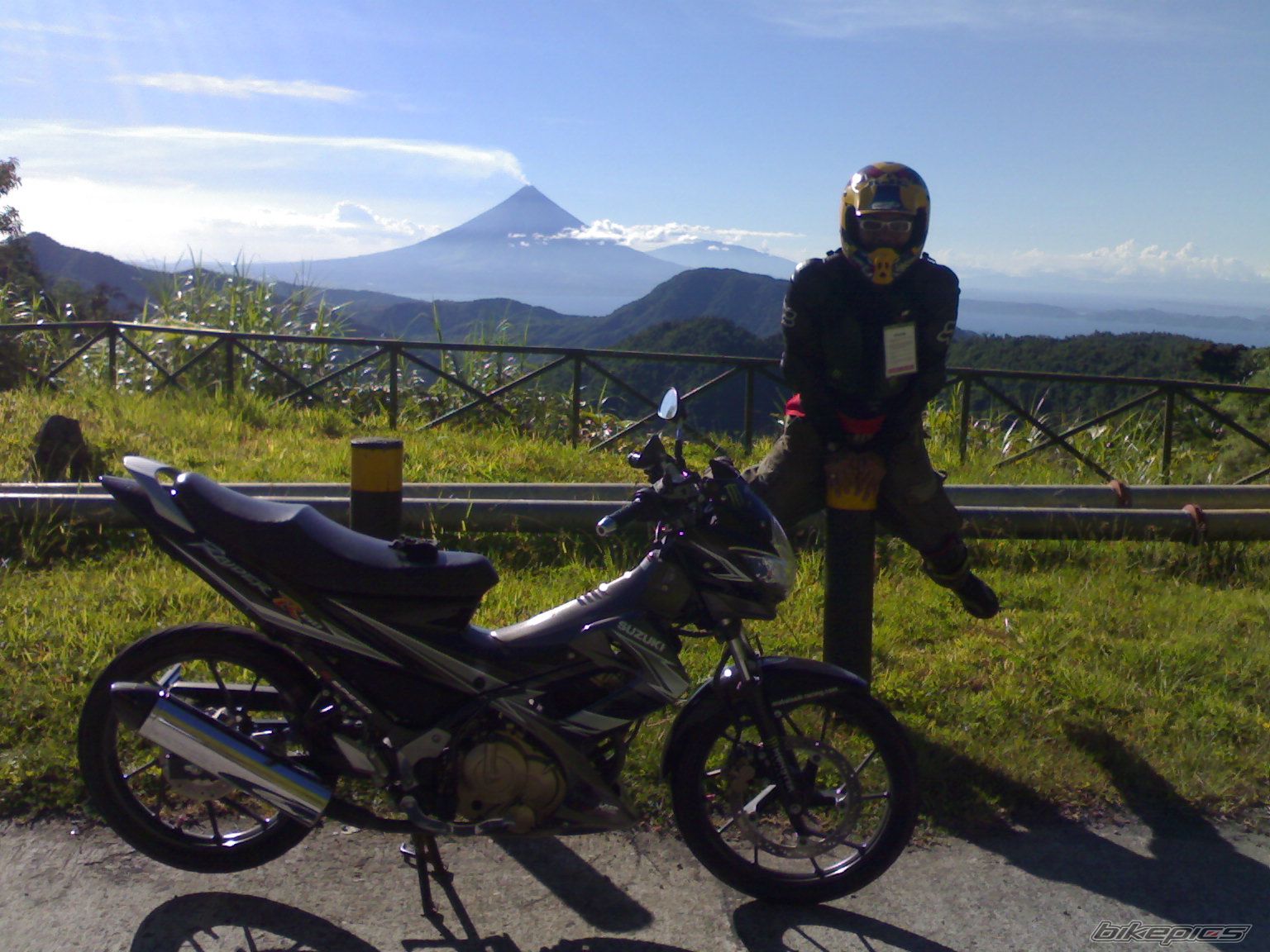 2010 SUZUKI RAIDER 150 | Picture 1995409 motorcycle photo