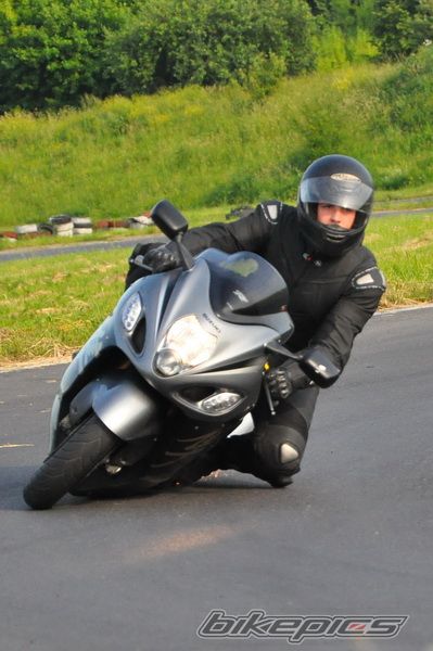 2005 SUZUKI HAYABUSA | Picture 1995908 motorcycle photo