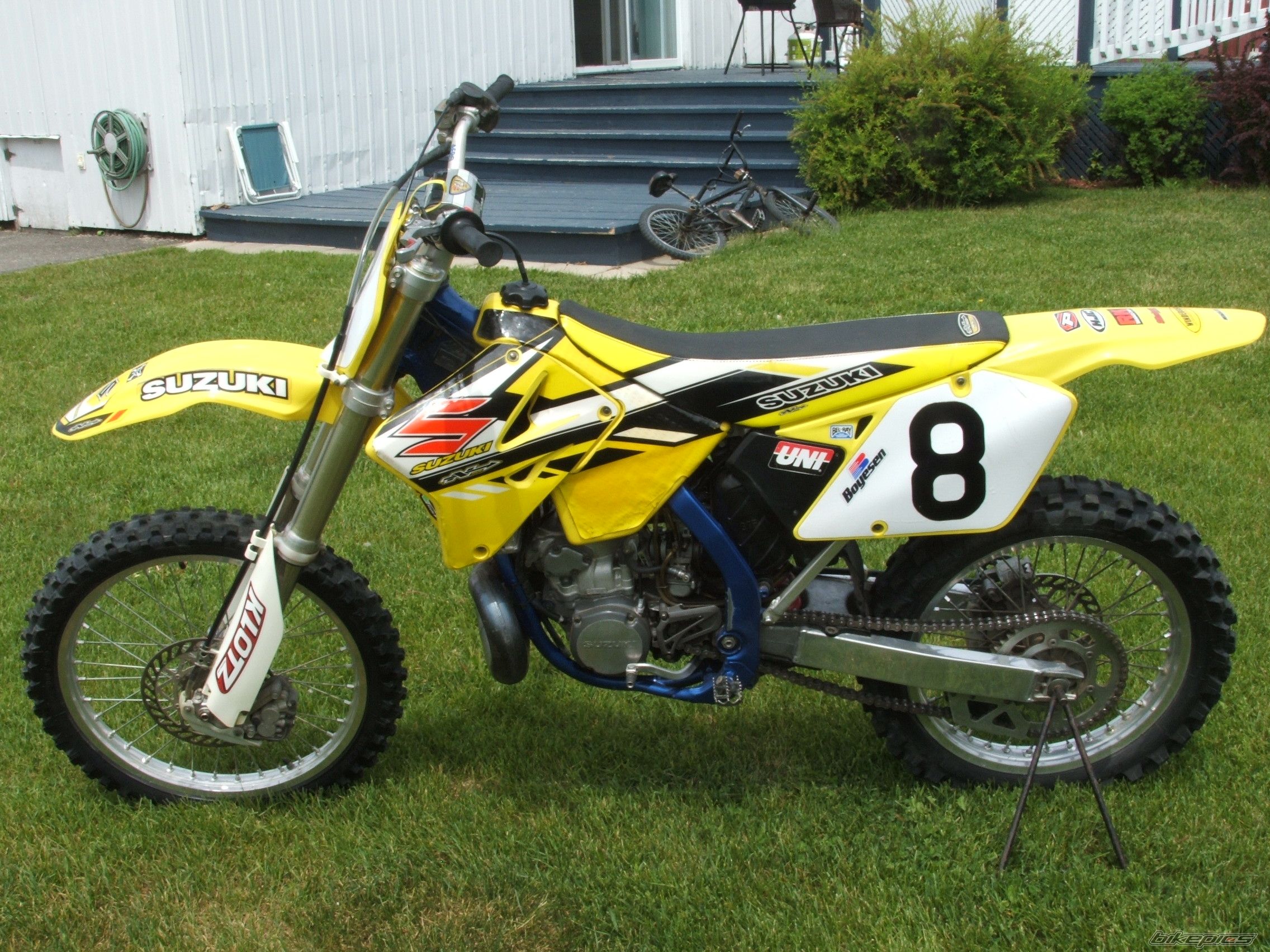 2001 SUZUKI RM 250 | Picture 1996147 motorcycle photo