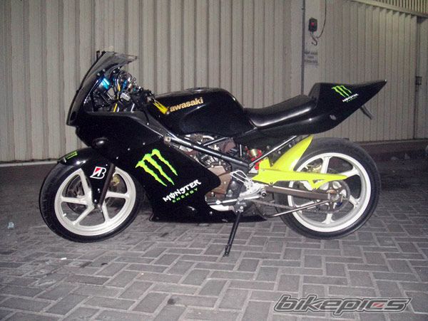 2002 KAWASAKI KR 150 | Picture 1997299 motorcycle photo