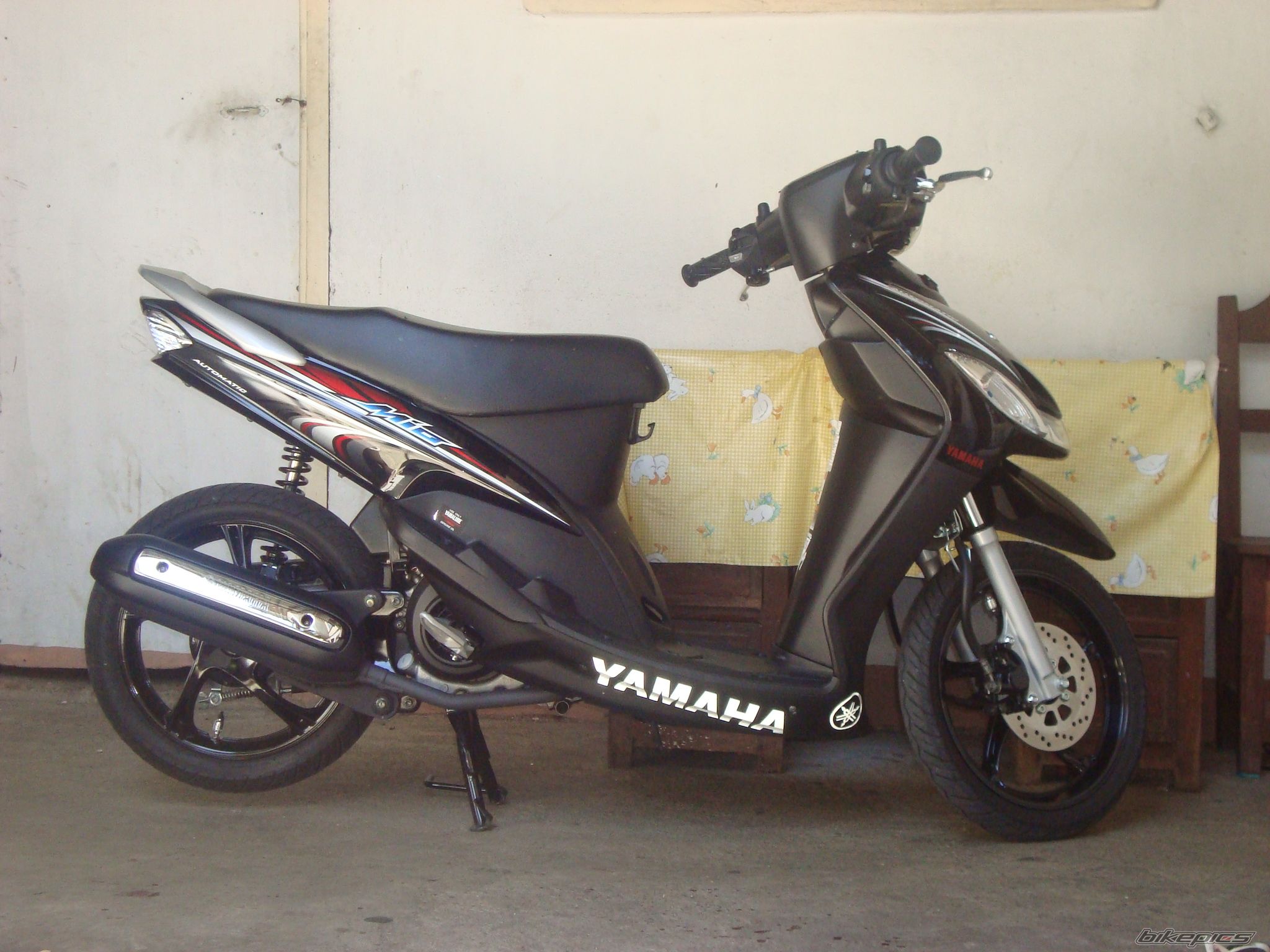 2010 YAMAHA MIO | Picture 1997713 motorcycle photo