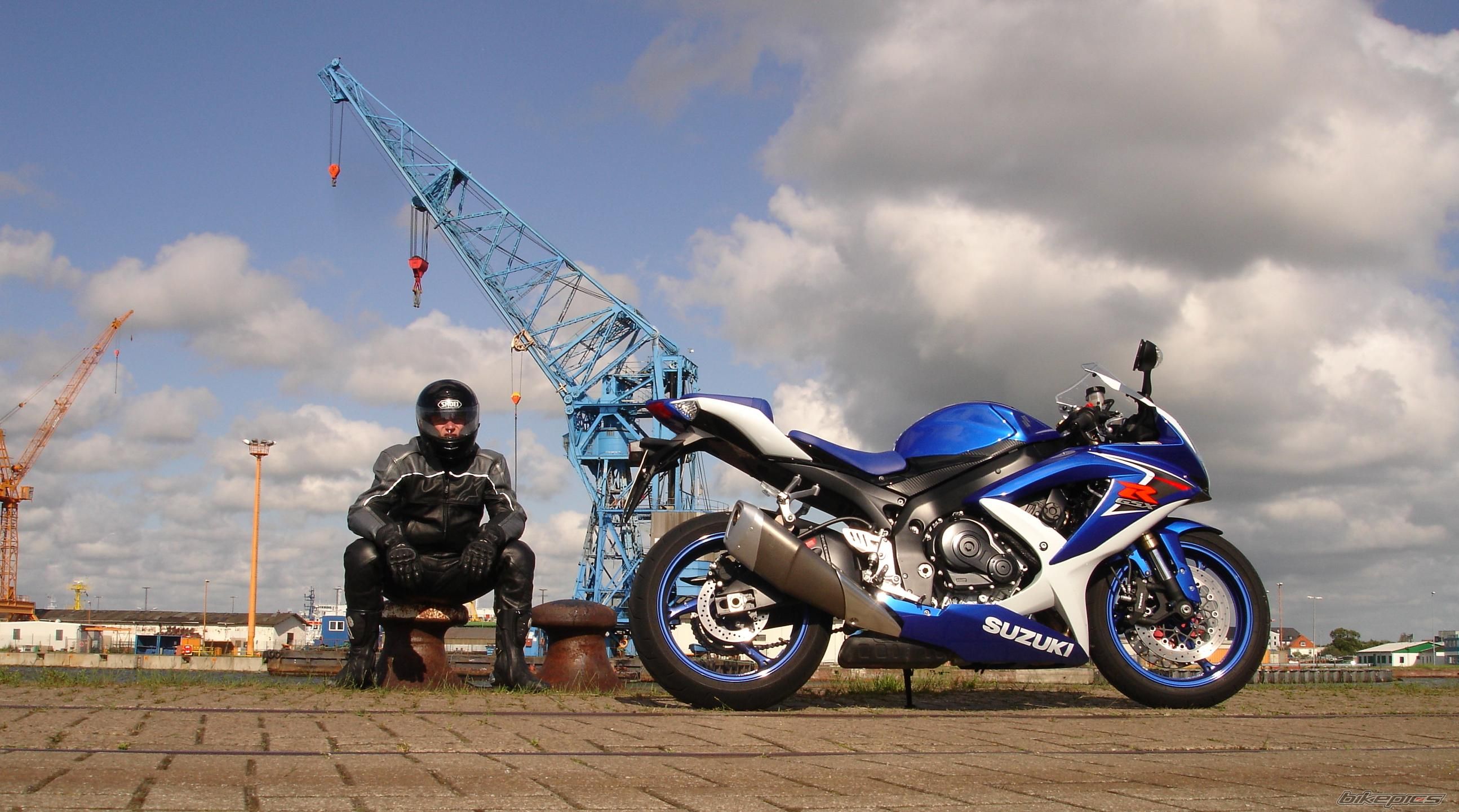 2008 SUZUKI GSX R 600 | Picture 1997747 motorcycle photo