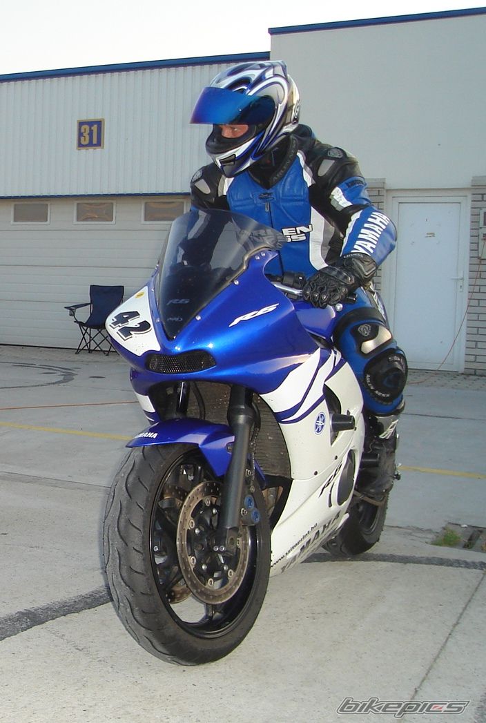 2003 YAMAHA YZF R6 | Picture 1998067 motorcycle photo
