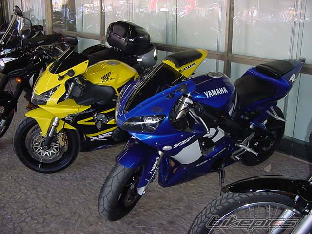 2001 YAMAHA YZF R1 | Picture 199871 motorcycle photo