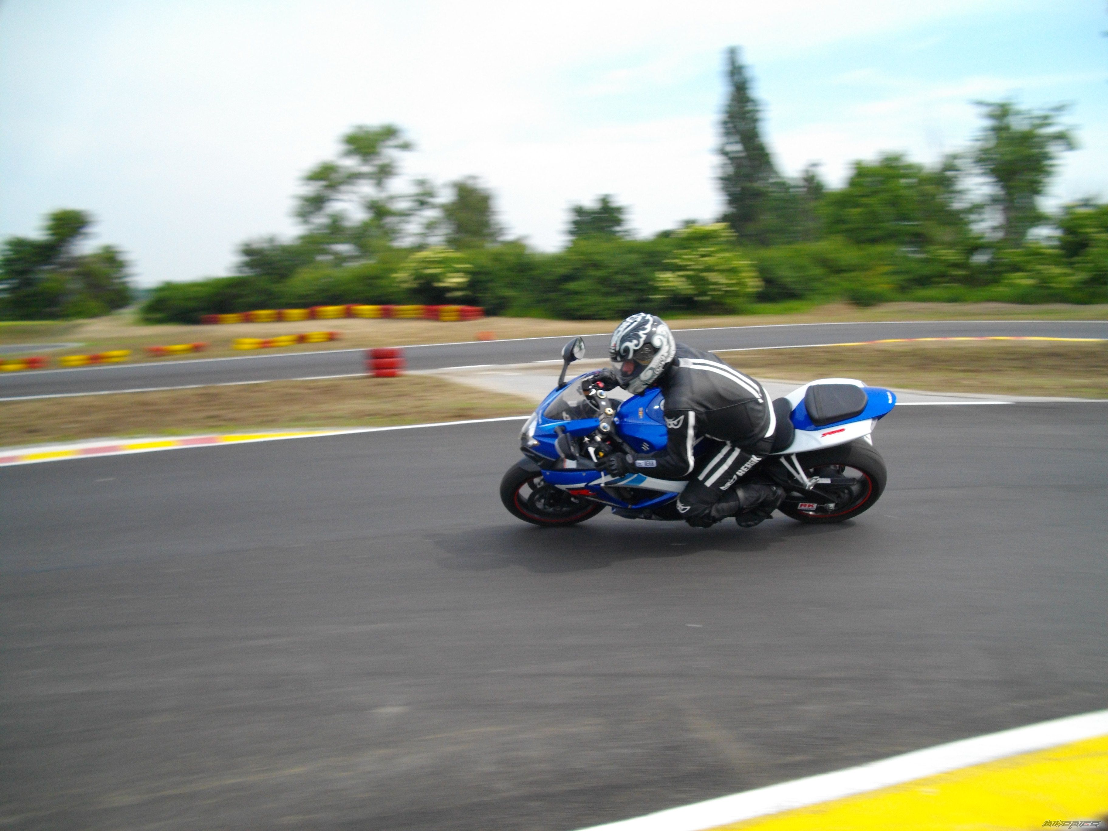 2006 SUZUKI GSX R 750 | Picture 1999202 motorcycle photo